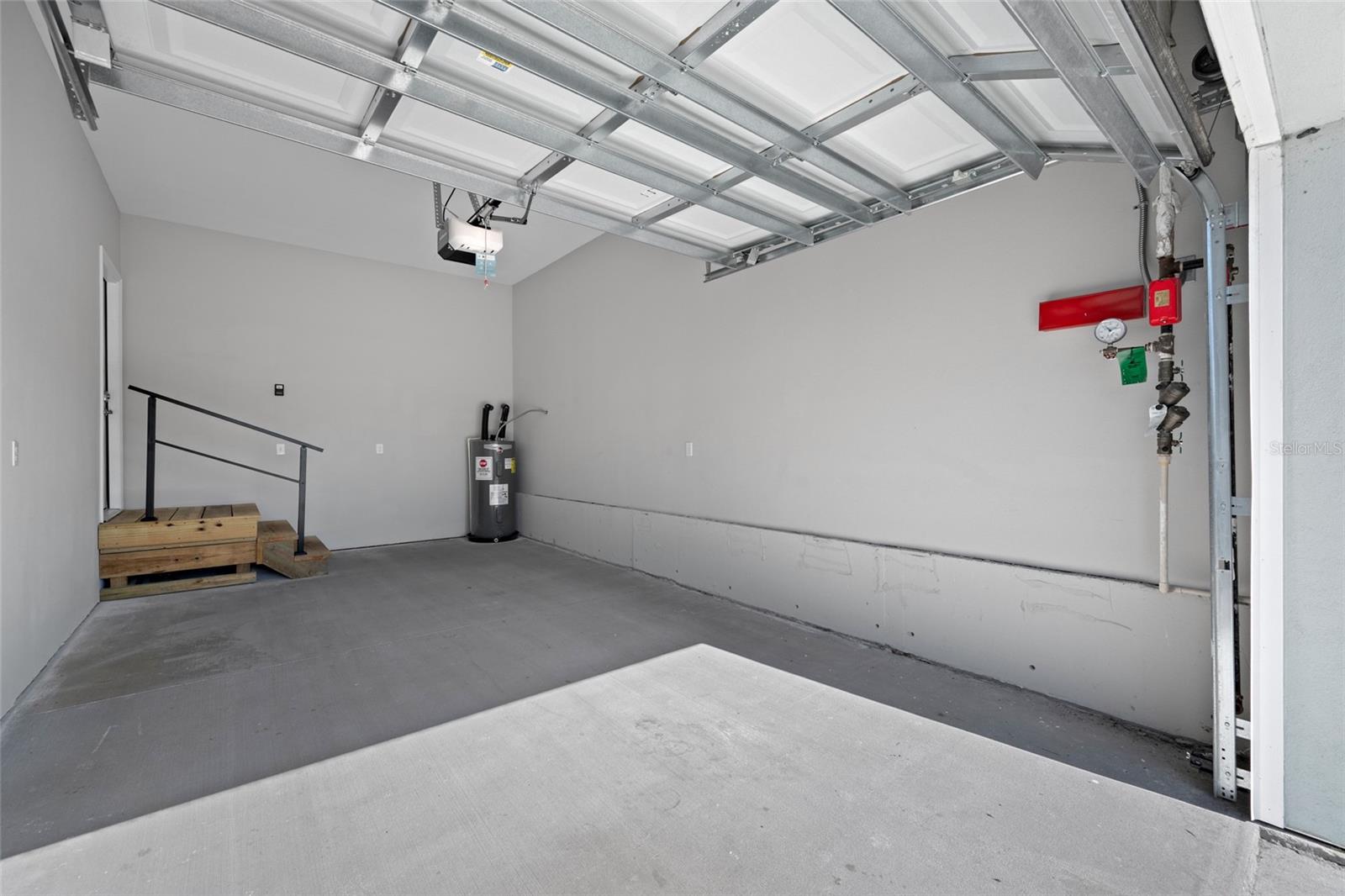 Image 21 of 24 For 2117 Sebring Place