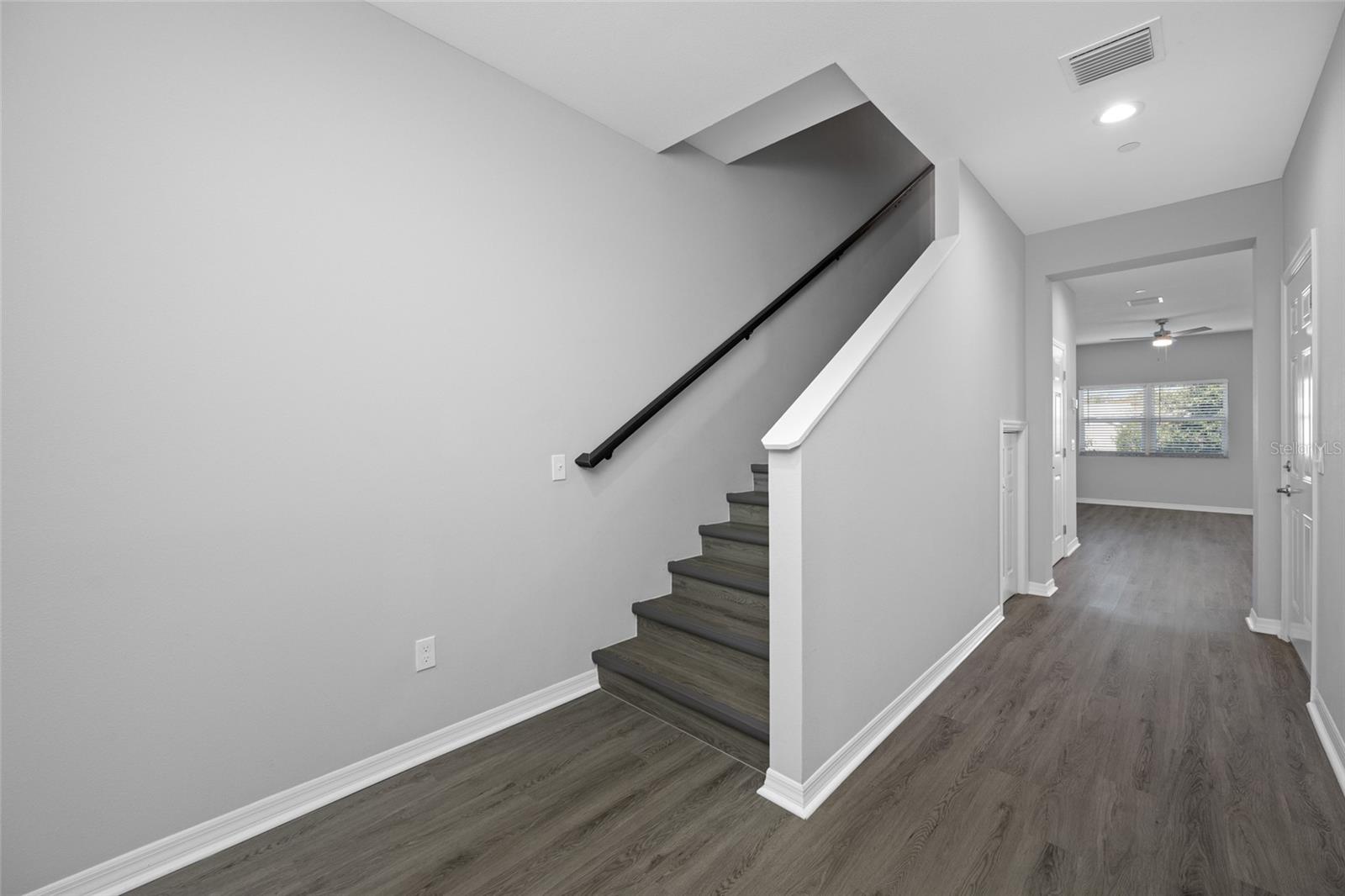 Image 3 of 24 For 2117 Sebring Place