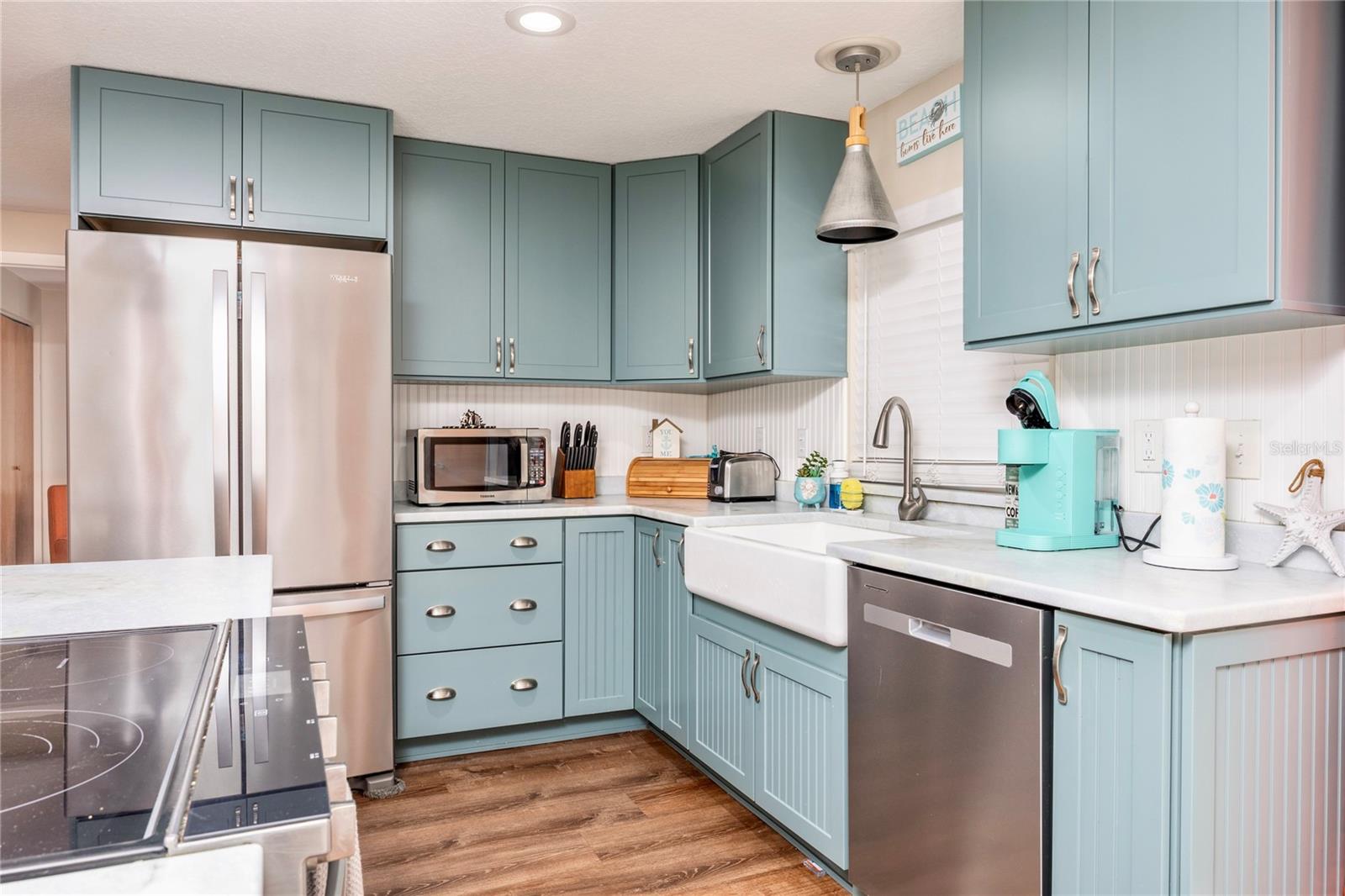 Image 12 of 32 For 8318 76th Avenue