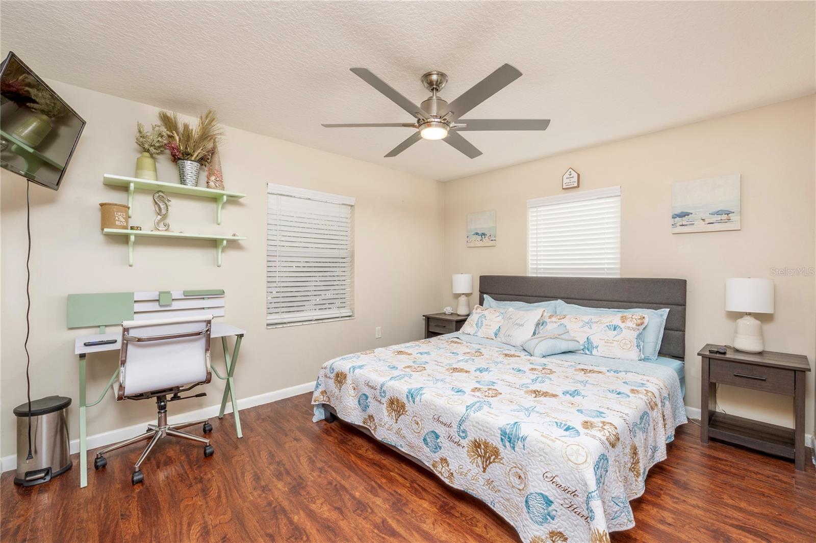 Image 16 of 32 For 8318 76th Avenue