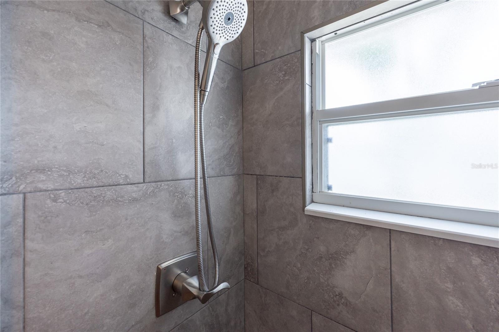 Image 19 of 32 For 8318 76th Avenue