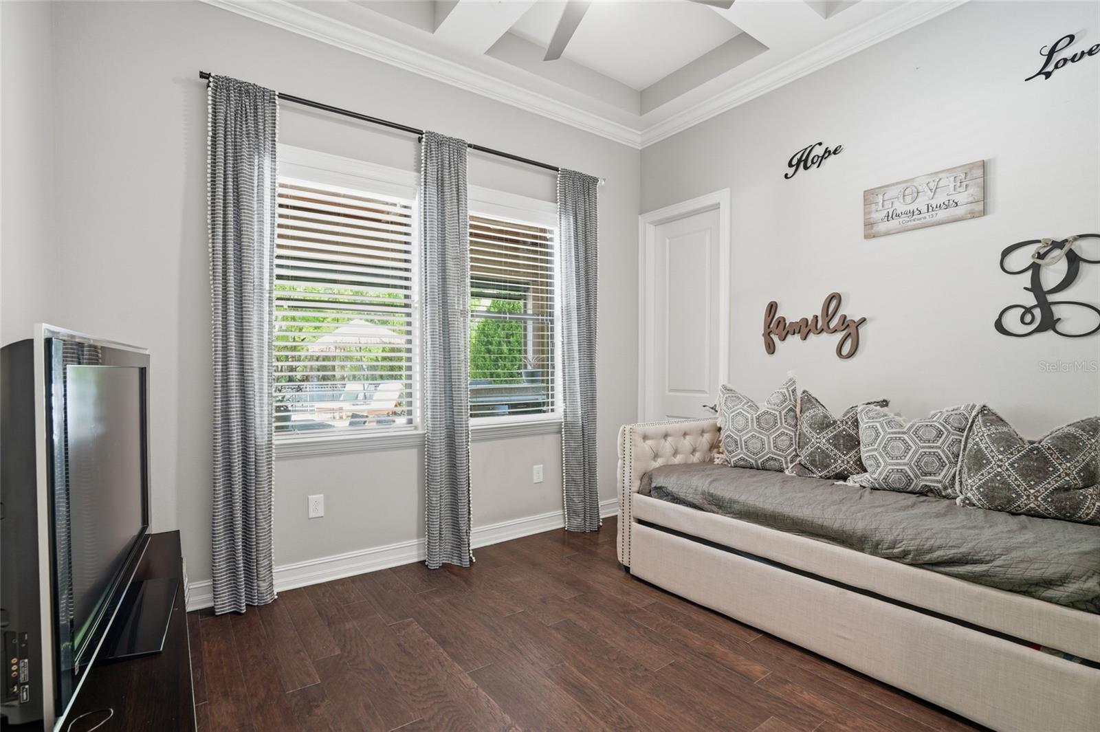 Image 27 of 100 For 28555 Corbara Place