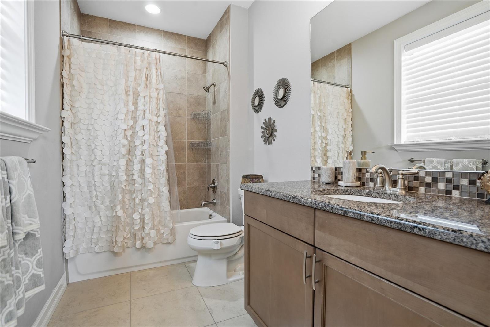 Image 32 of 100 For 28555 Corbara Place