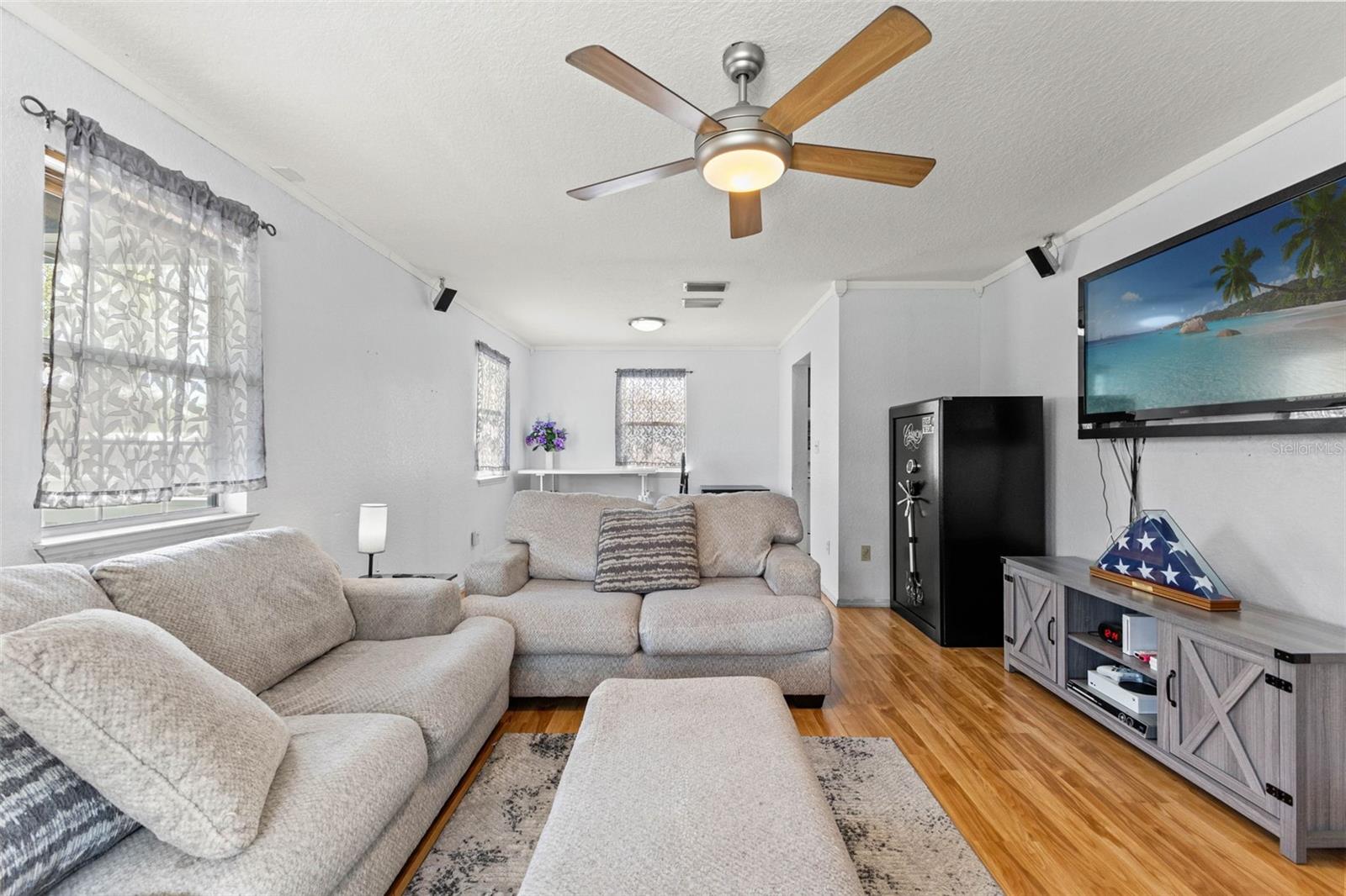 Image 6 of 42 For 11119 Mahin Lane