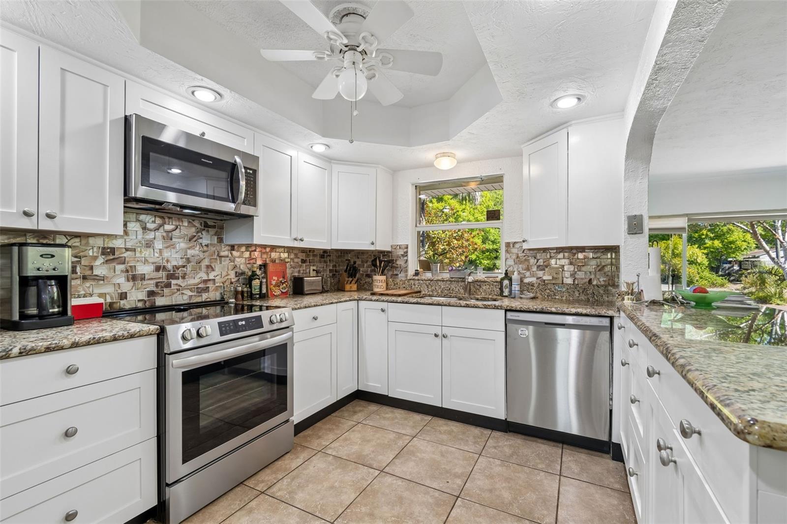 Image 11 of 46 For 6226 8th Avenue S