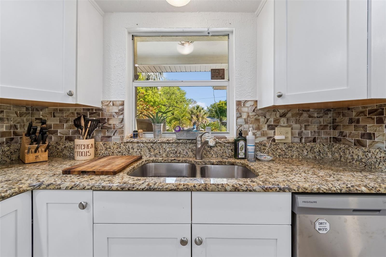 Image 12 of 46 For 6226 8th Avenue S