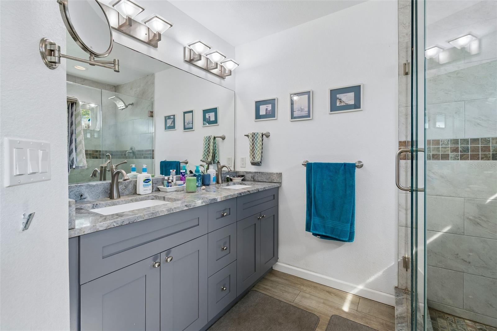 Image 21 of 46 For 6226 8th Avenue S