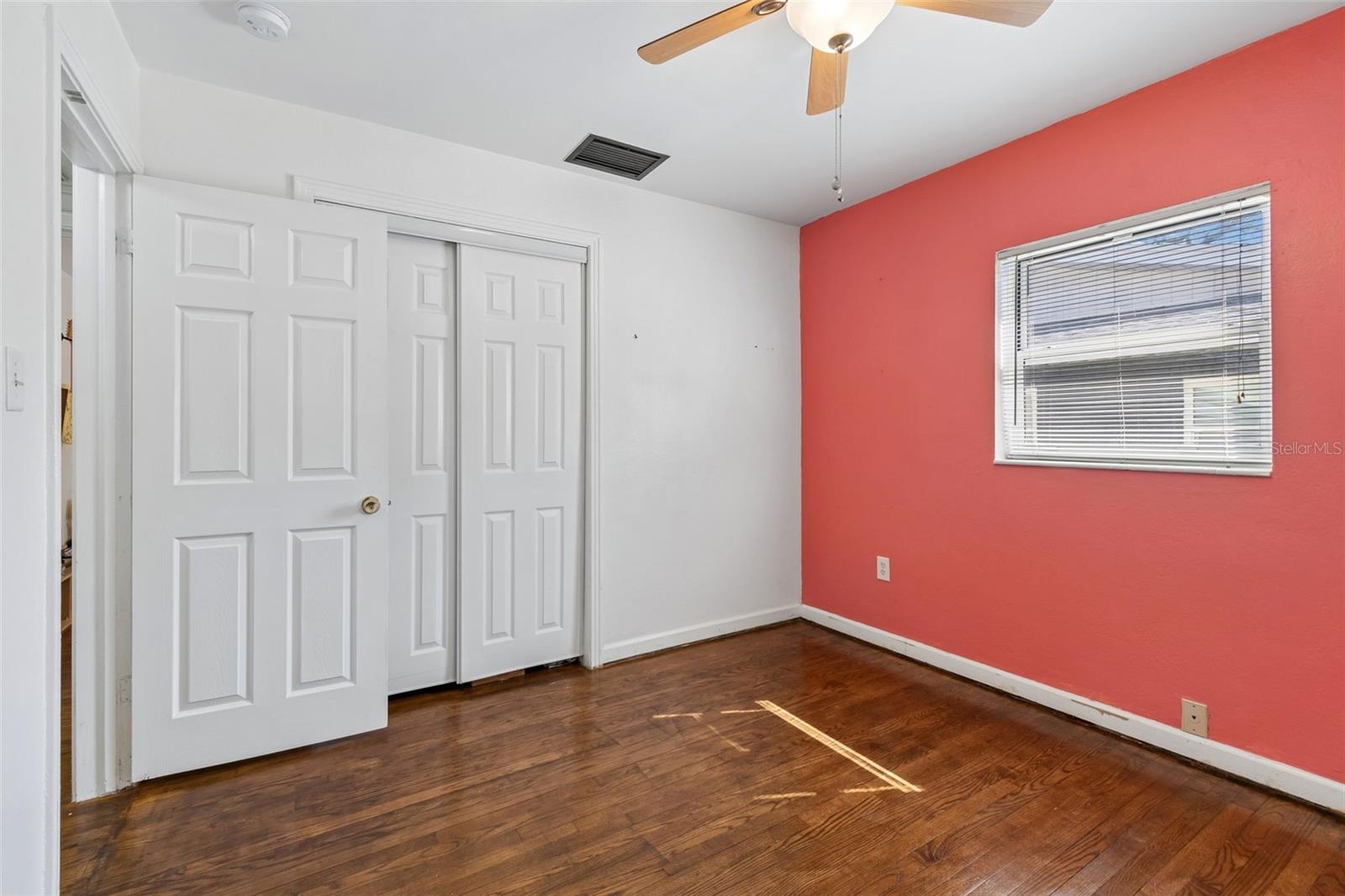 Image 30 of 46 For 6226 8th Avenue S