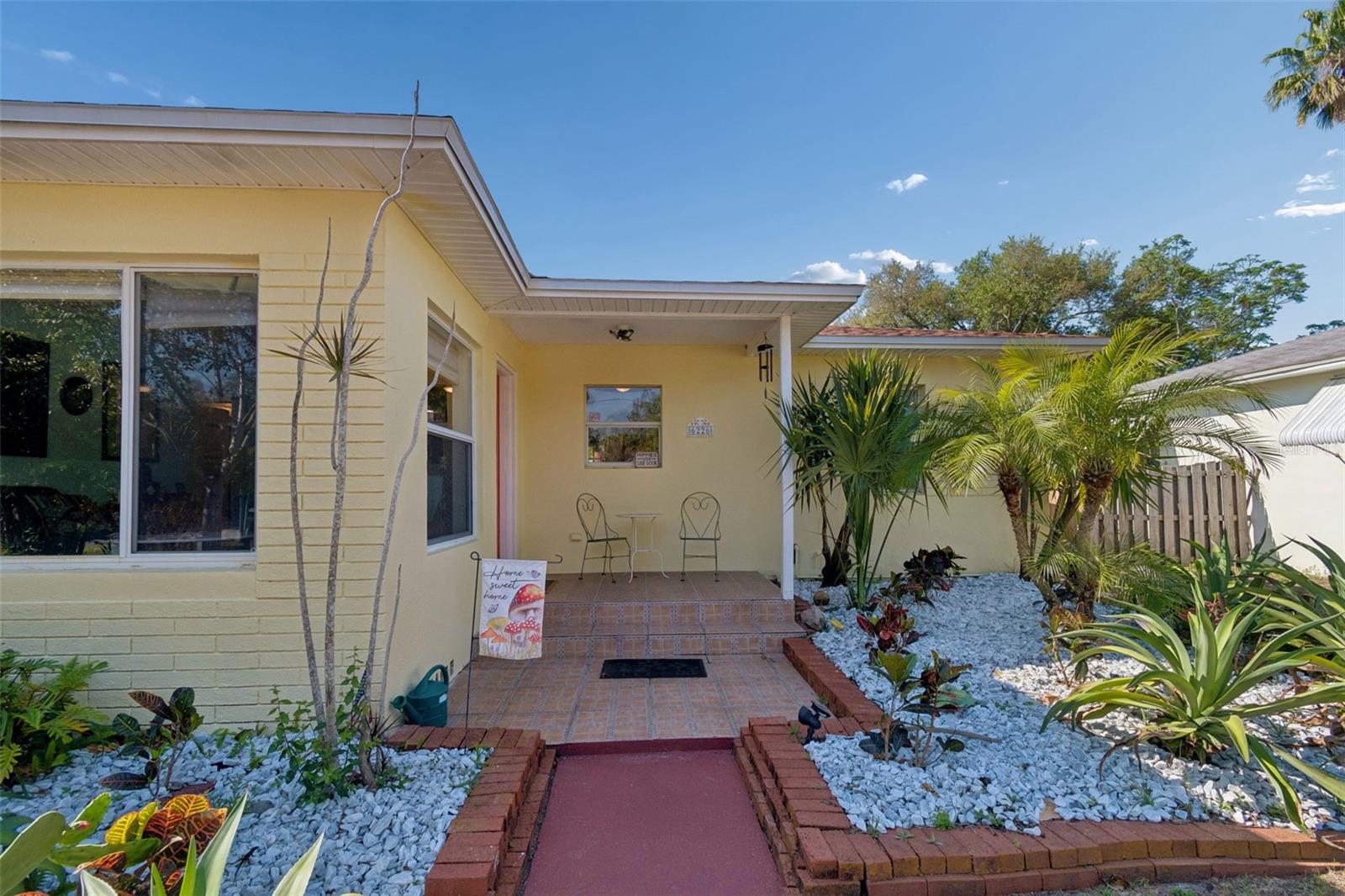 Image 4 of 46 For 6226 8th Avenue S