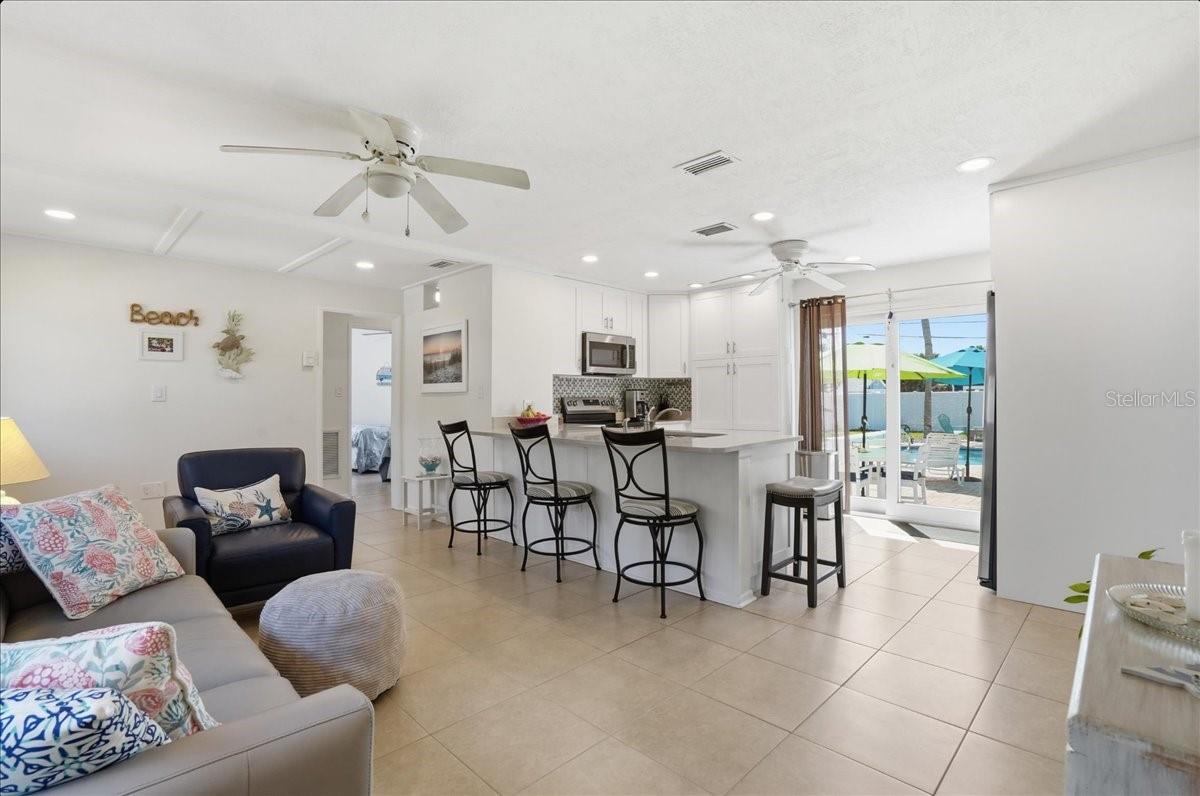 Image 12 of 75 For 221 41st Avenue