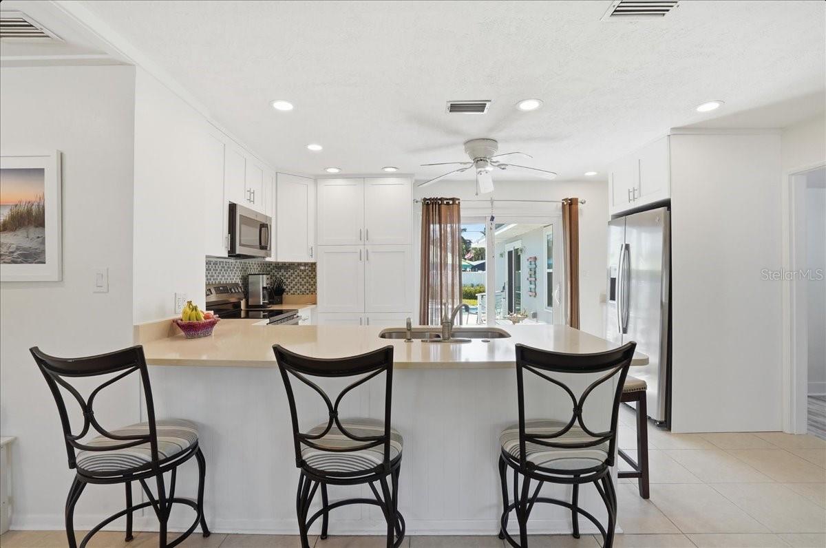 Image 14 of 75 For 221 41st Avenue