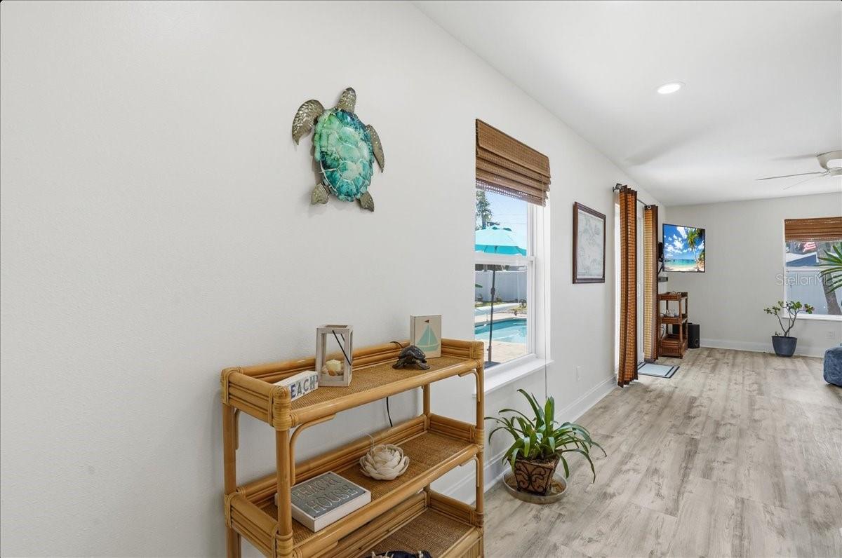 Image 24 of 75 For 221 41st Avenue