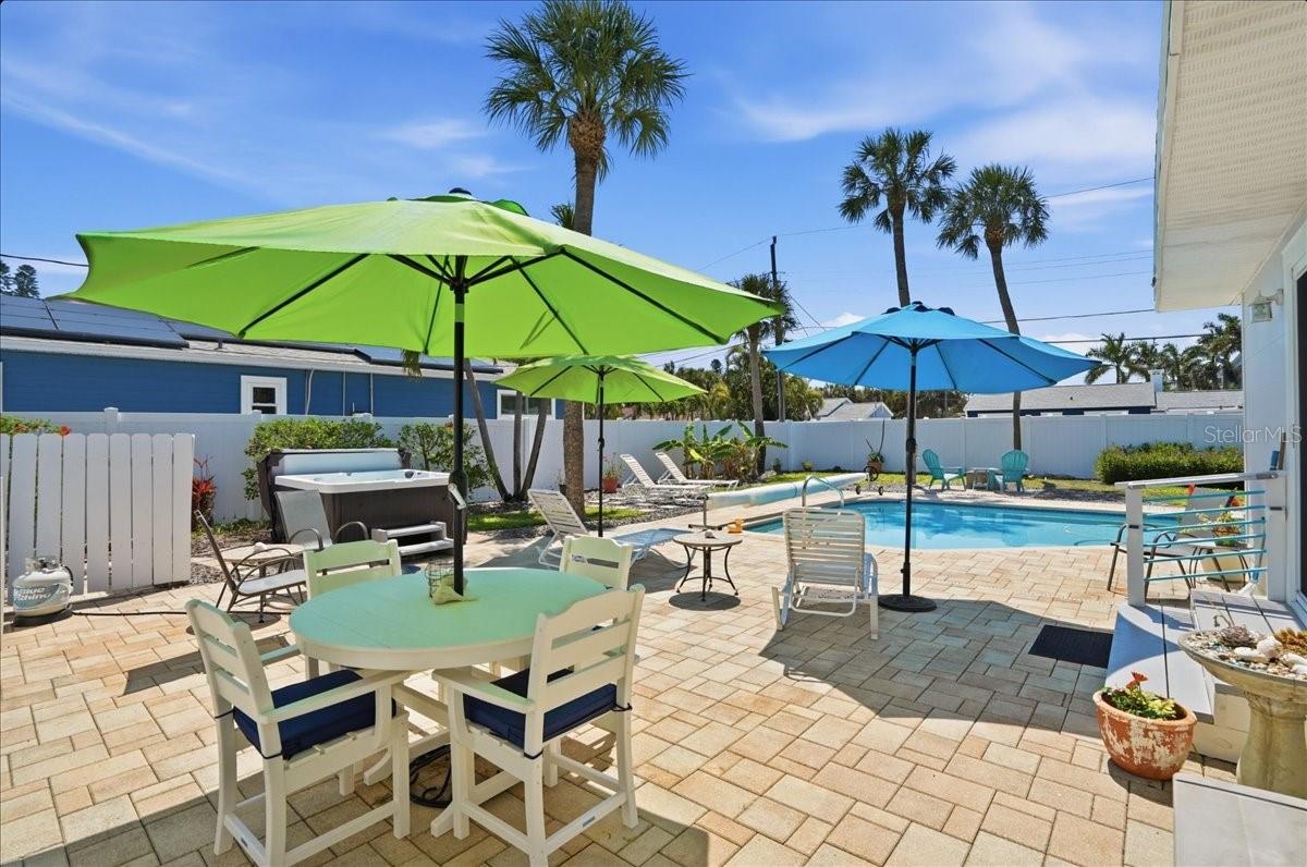 Image 43 of 75 For 221 41st Avenue