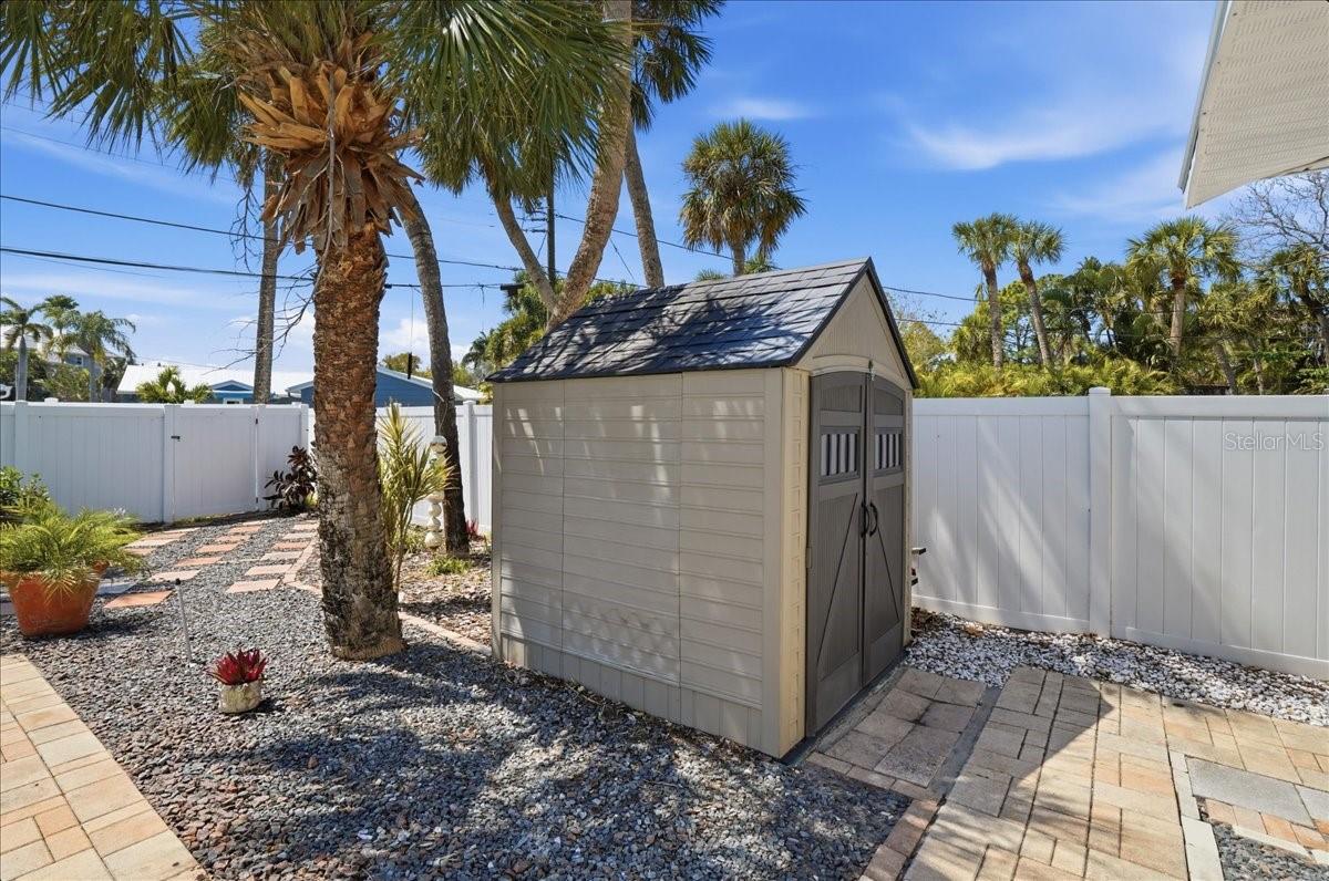 Image 52 of 75 For 221 41st Avenue