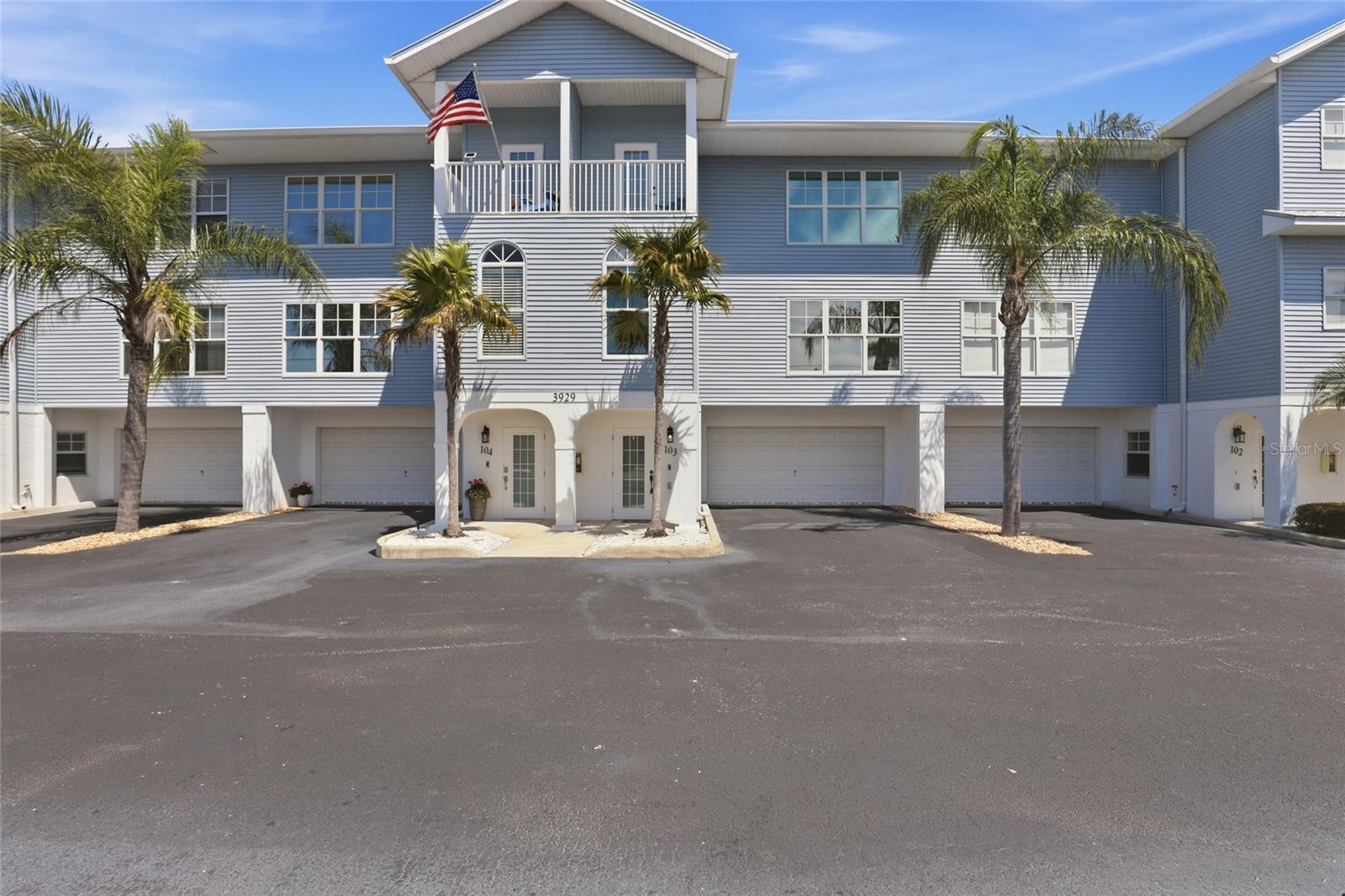 Image 2 of 40 For 3929 Cape Haze Drive 103