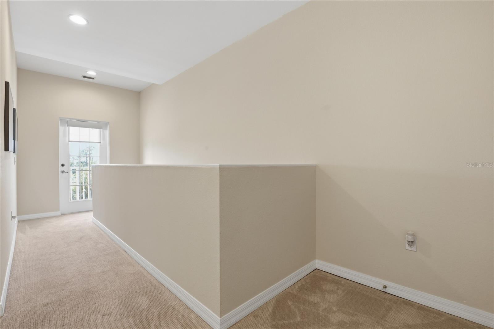 Image 23 of 40 For 3929 Cape Haze Drive 103