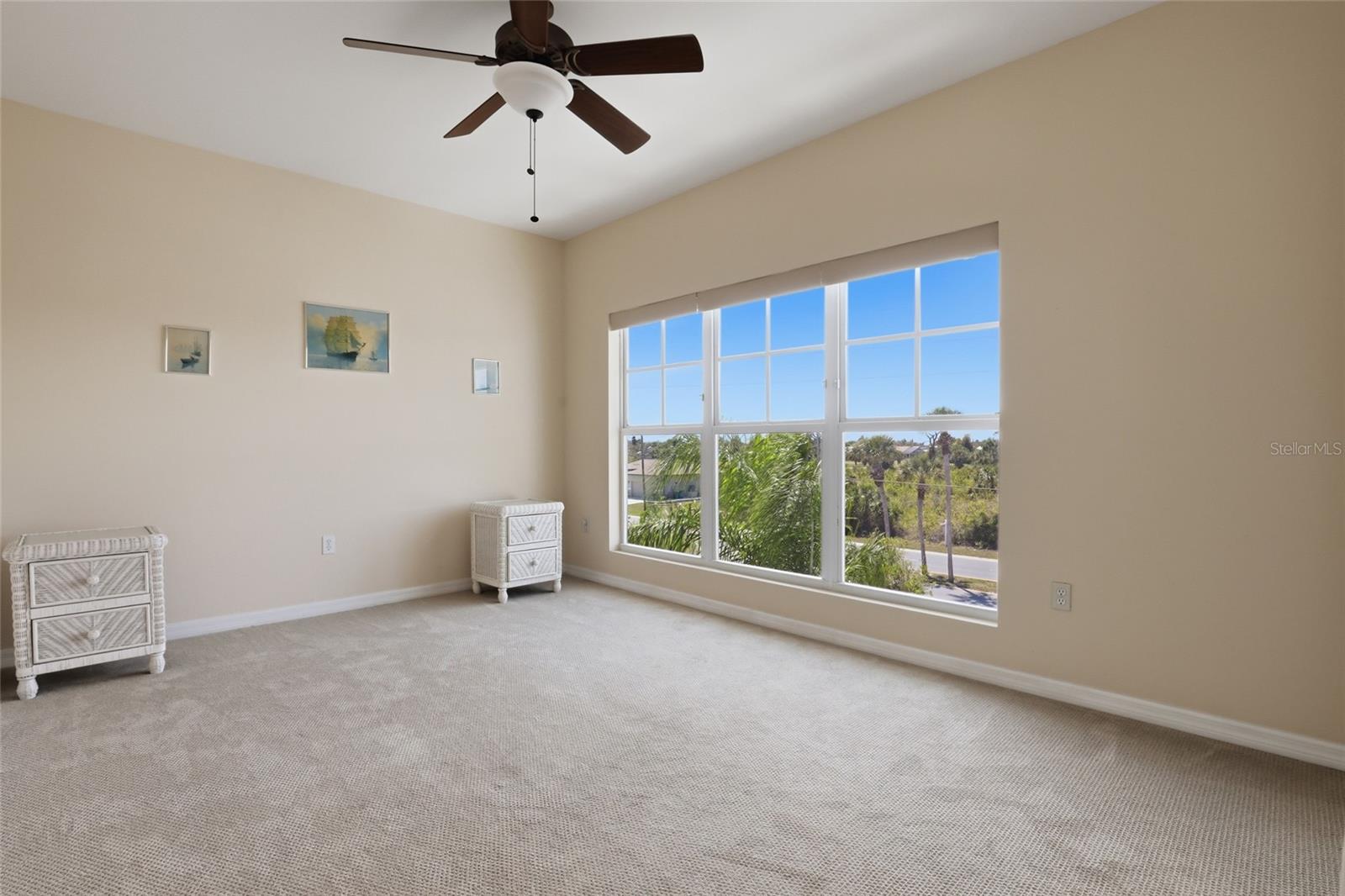 Image 29 of 40 For 3929 Cape Haze Drive 103