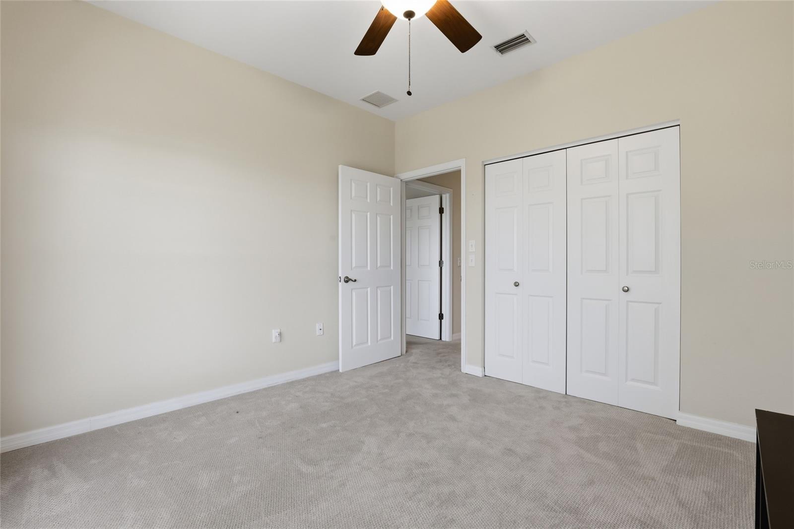 Image 32 of 40 For 3929 Cape Haze Drive 103