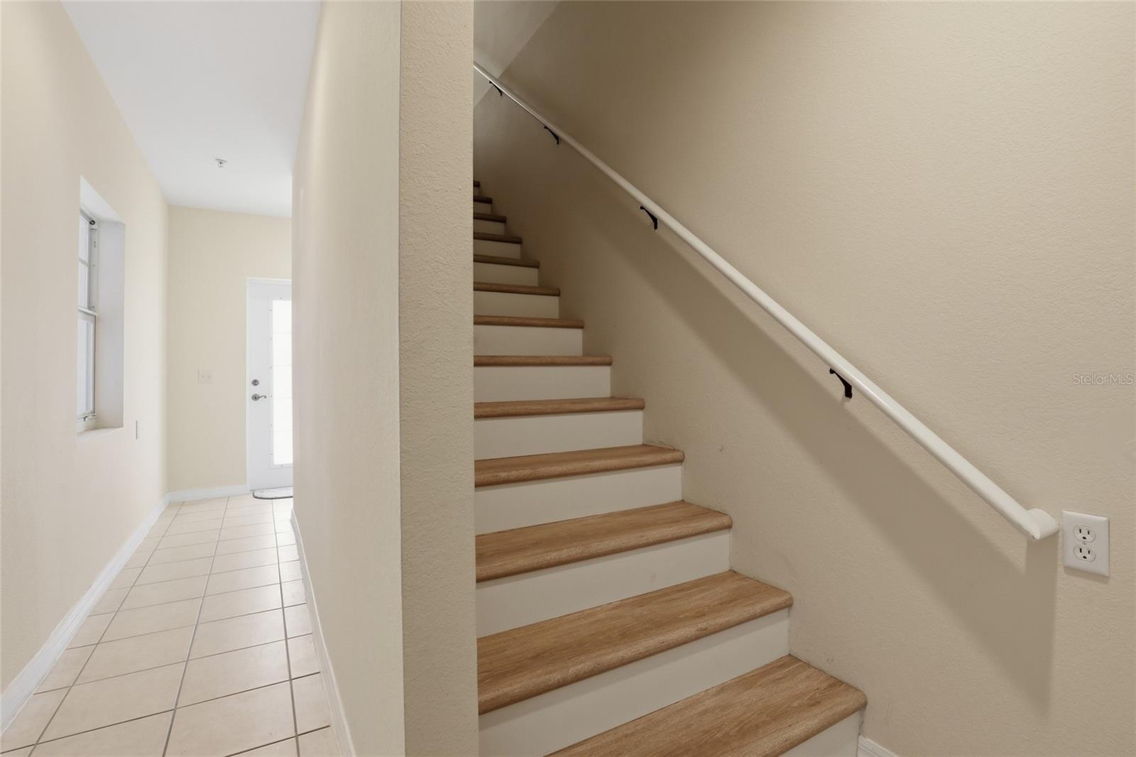 Image 4 of 40 For 3929 Cape Haze Drive 103