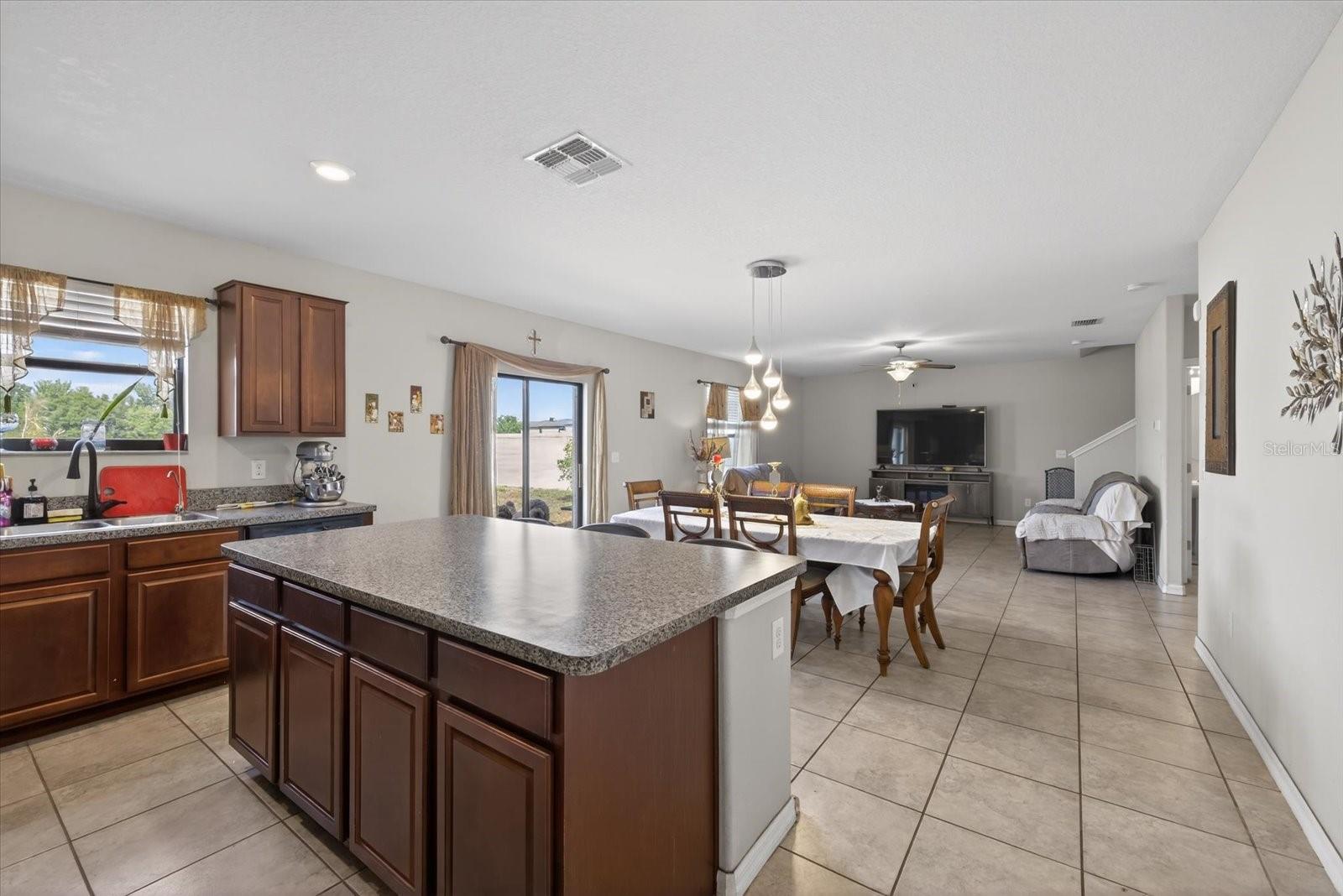 Image 18 of 49 For 14825 Crescent Rock Drive