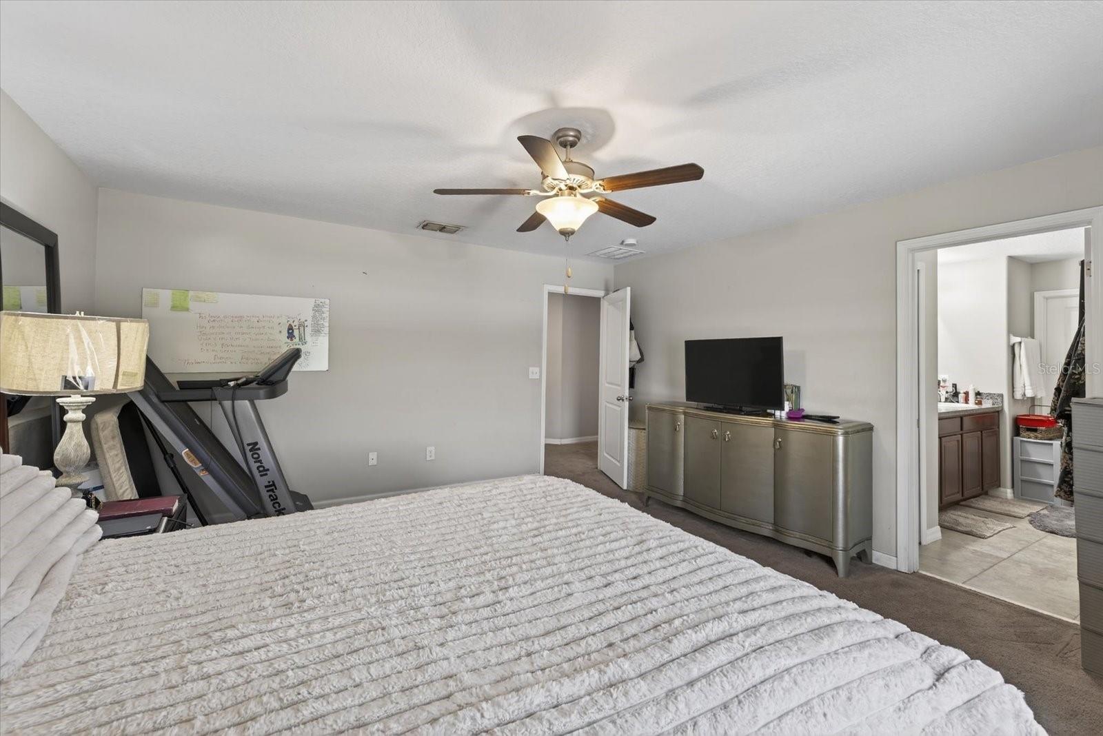 Image 22 of 49 For 14825 Crescent Rock Drive