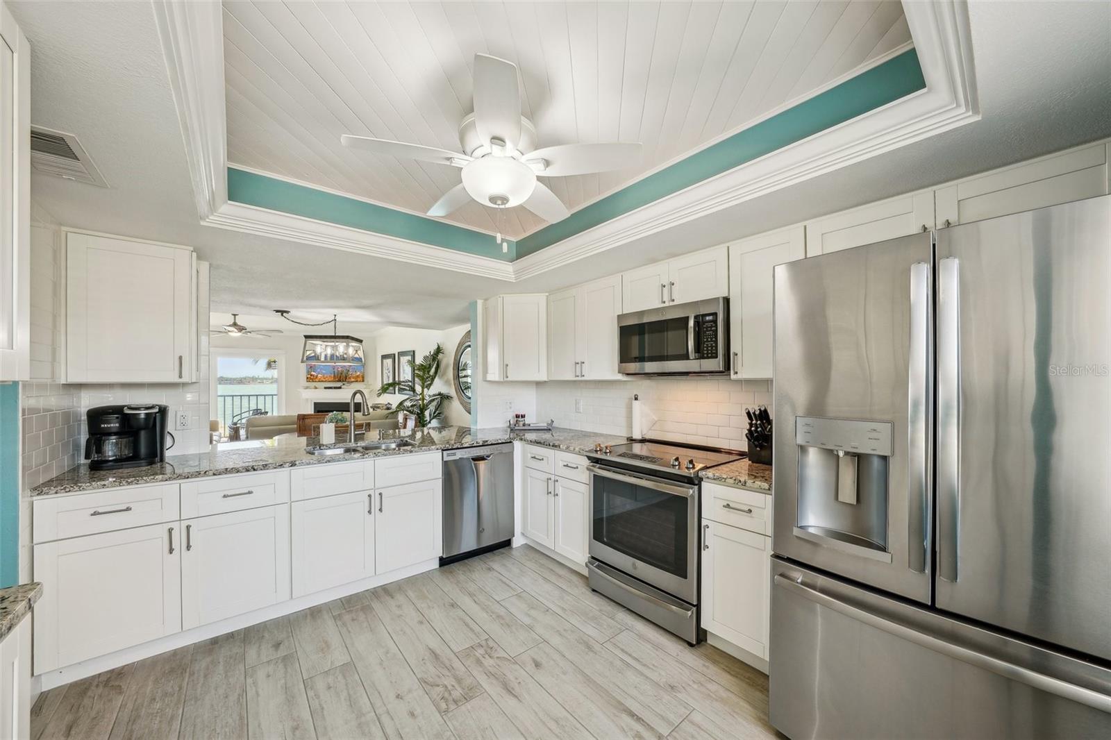 Image 20 of 47 For 7520 Sunshine Skyway Lane S T18