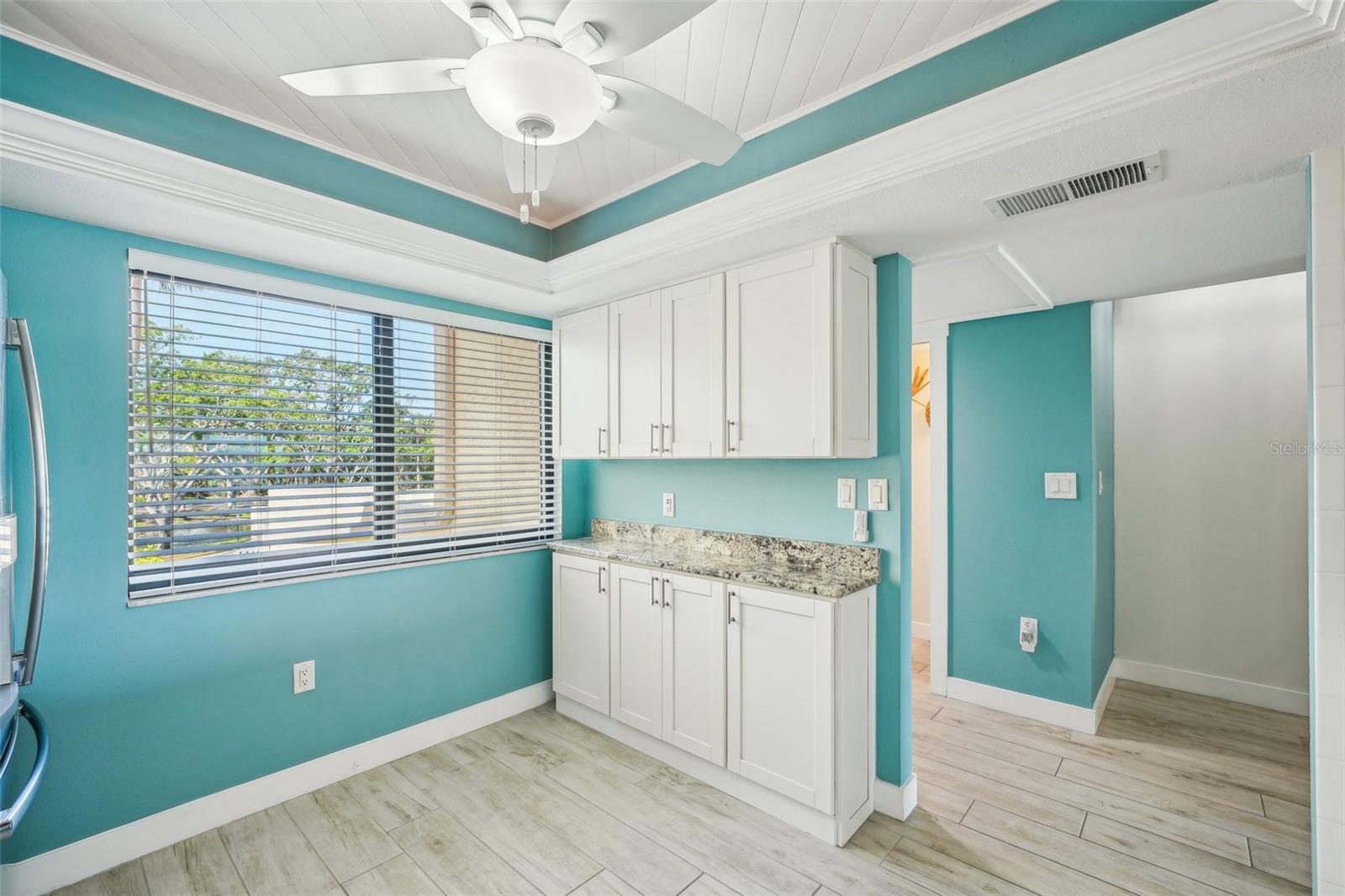 Image 22 of 47 For 7520 Sunshine Skyway Lane S T18