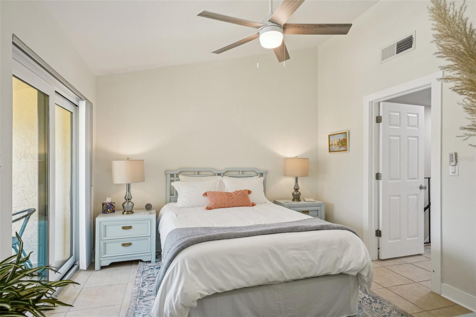 Image 35 of 47 For 7520 Sunshine Skyway Lane S T18