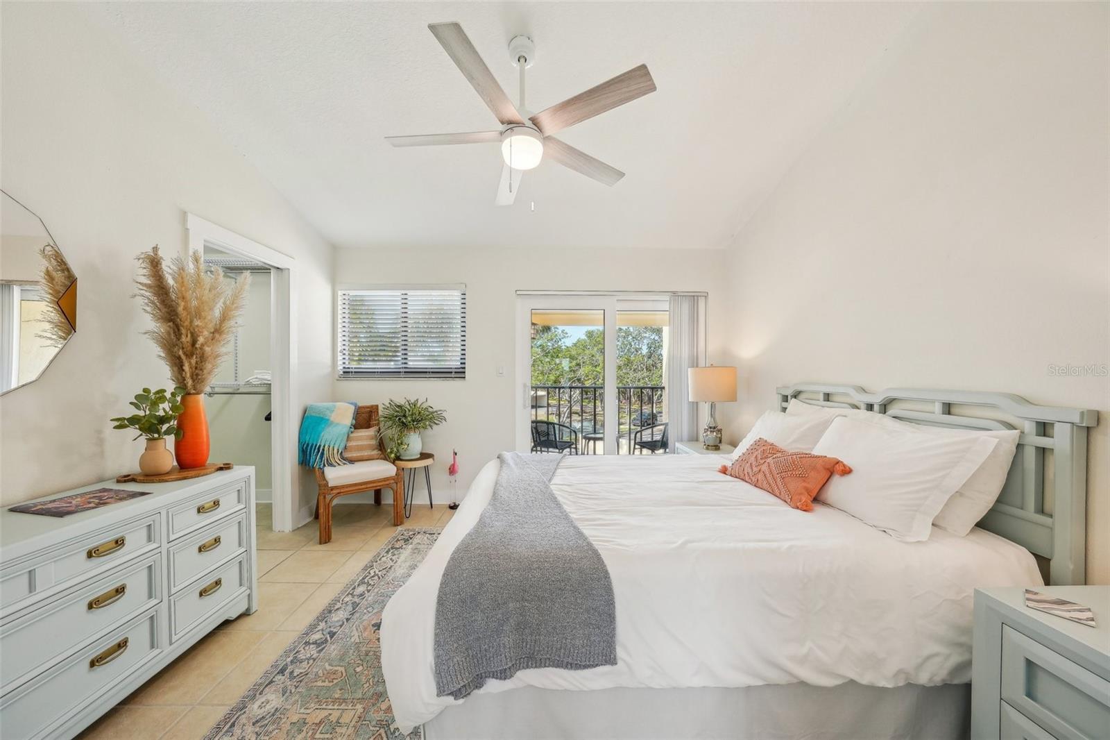 Image 37 of 47 For 7520 Sunshine Skyway Lane S T18