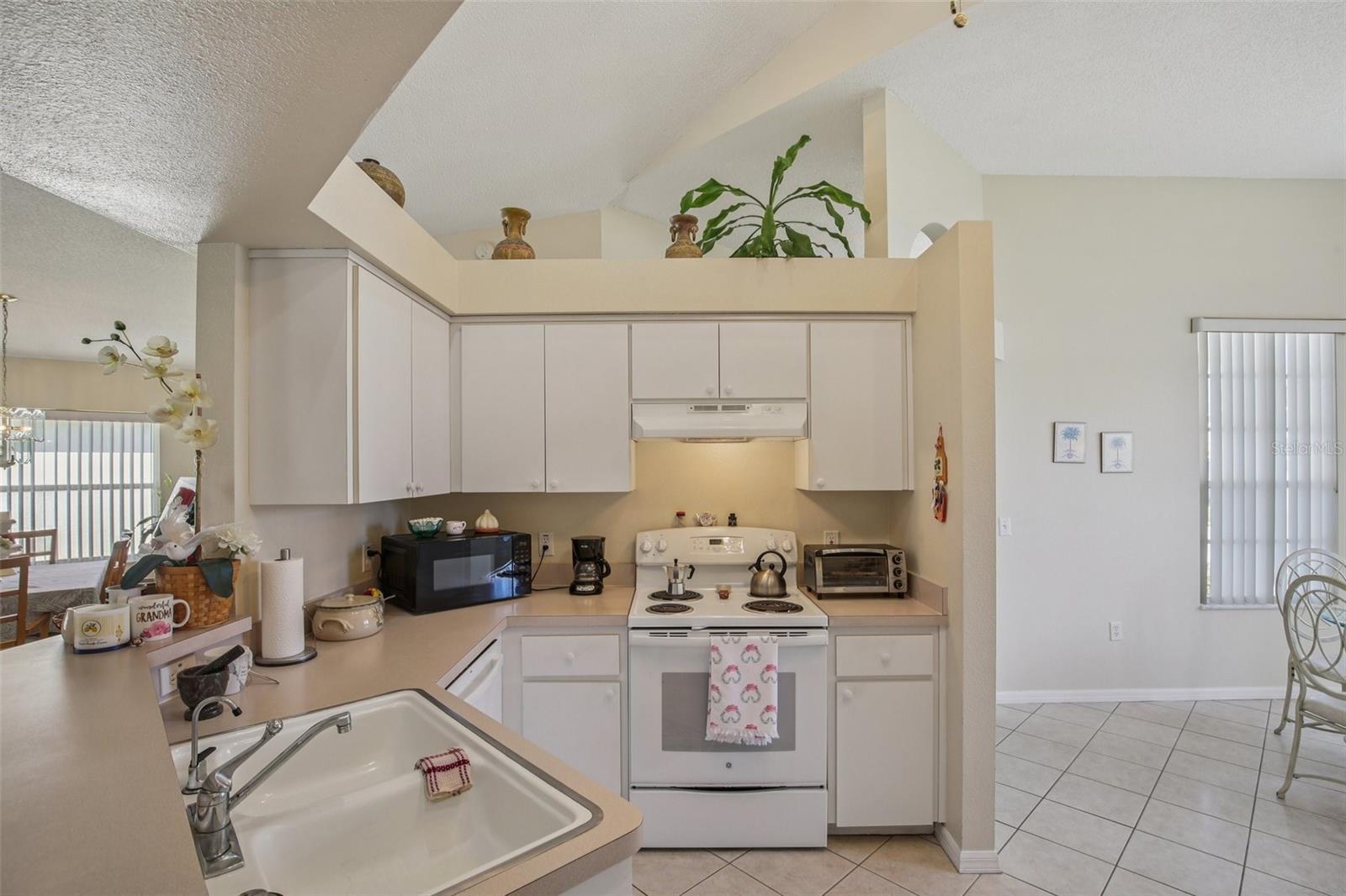 Image 12 of 57 For 8210 National Drive