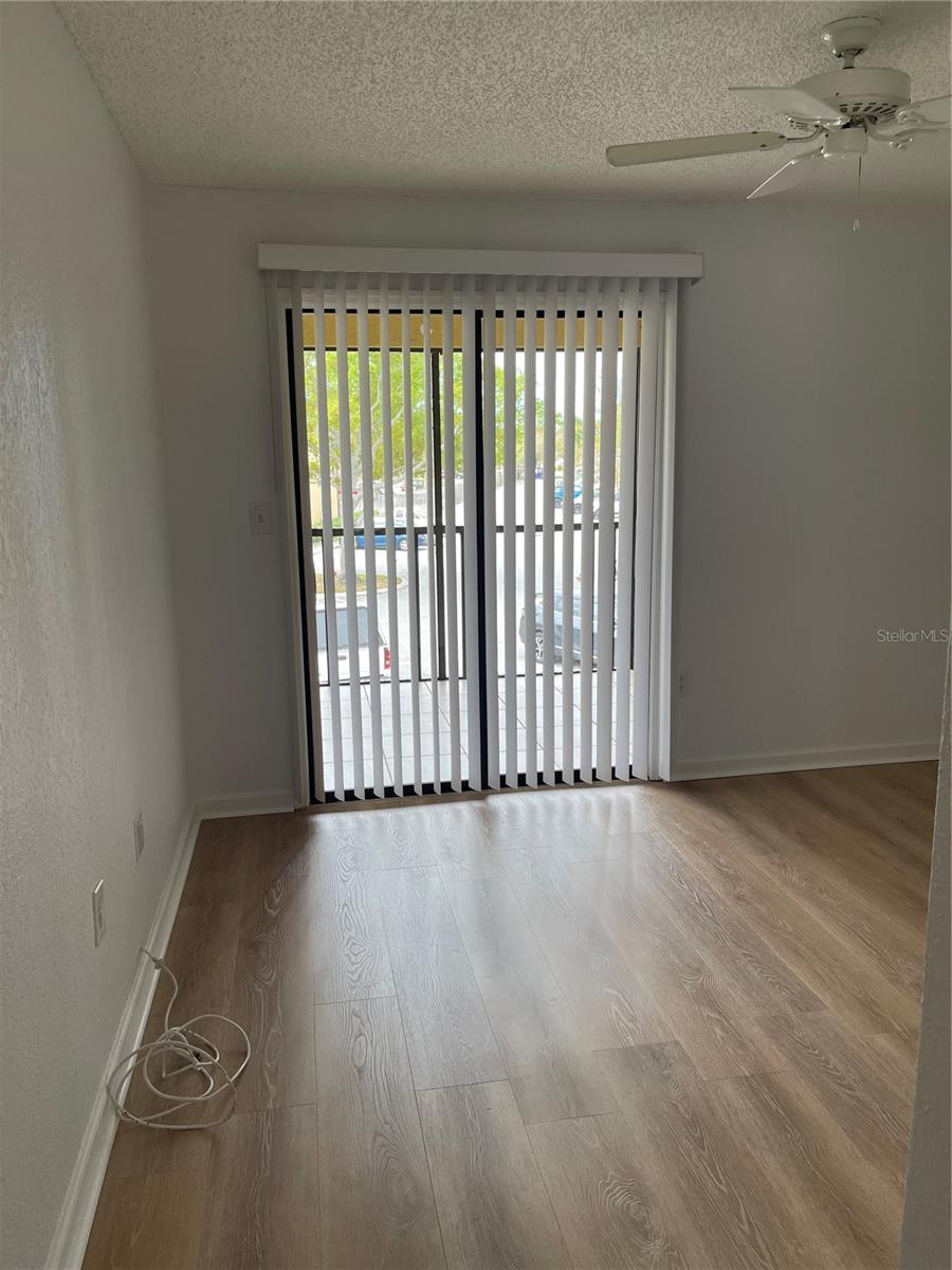 Image 10 of 24 For 10125 Sailwinds Boulevard N 203