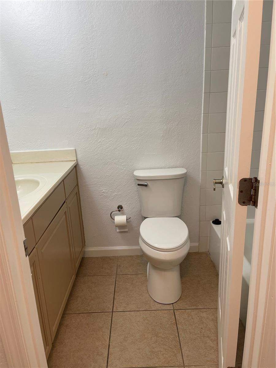 Image 13 of 24 For 10125 Sailwinds Boulevard N 203