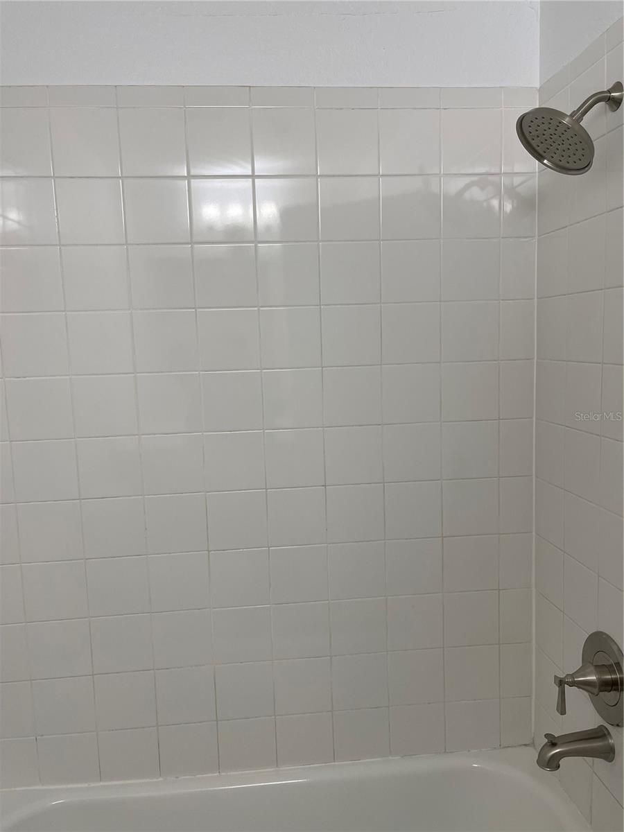 Image 15 of 24 For 10125 Sailwinds Boulevard N 203