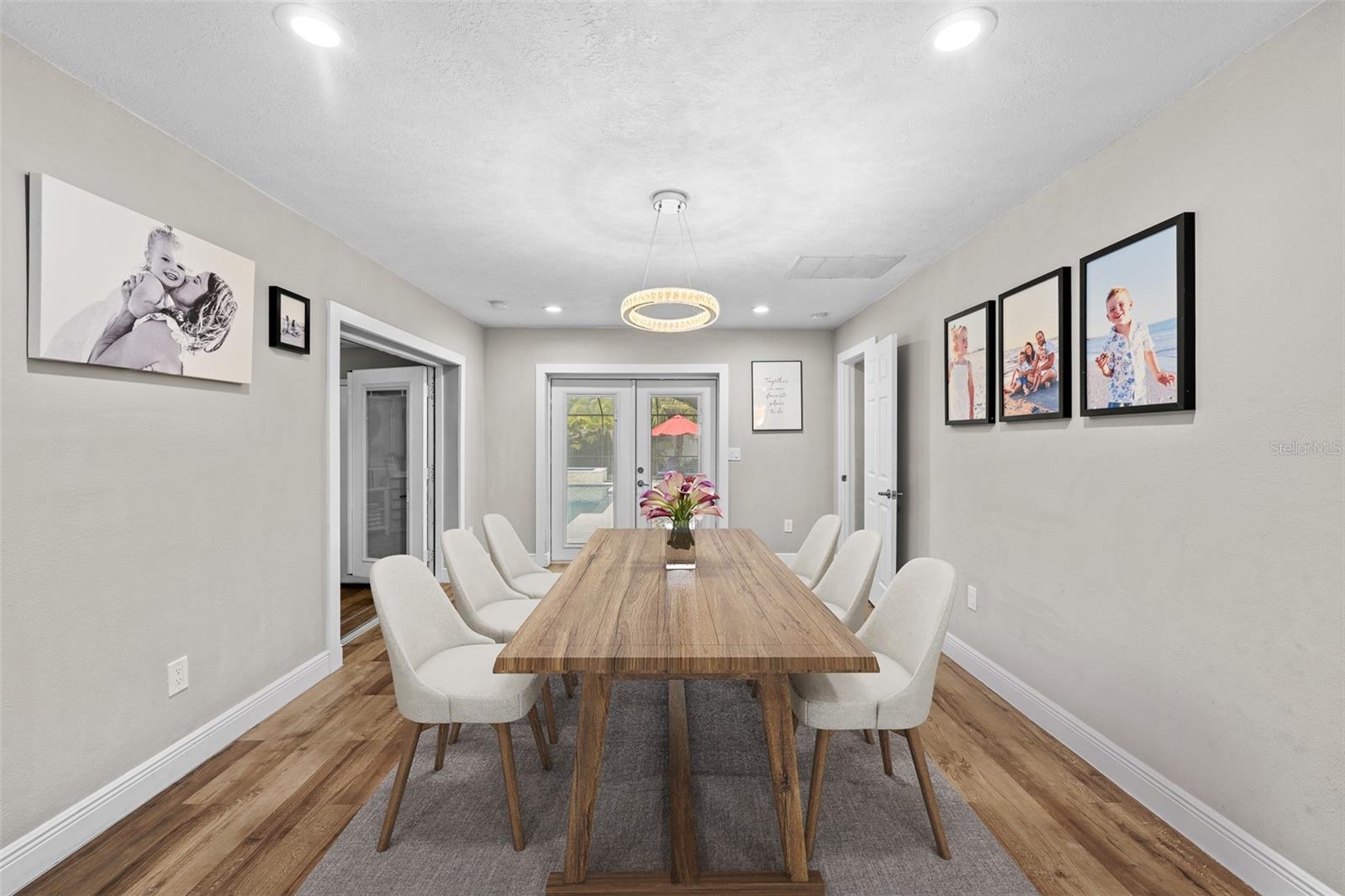 Image 15 of 42 For 3301 Ballast Point Boulevard