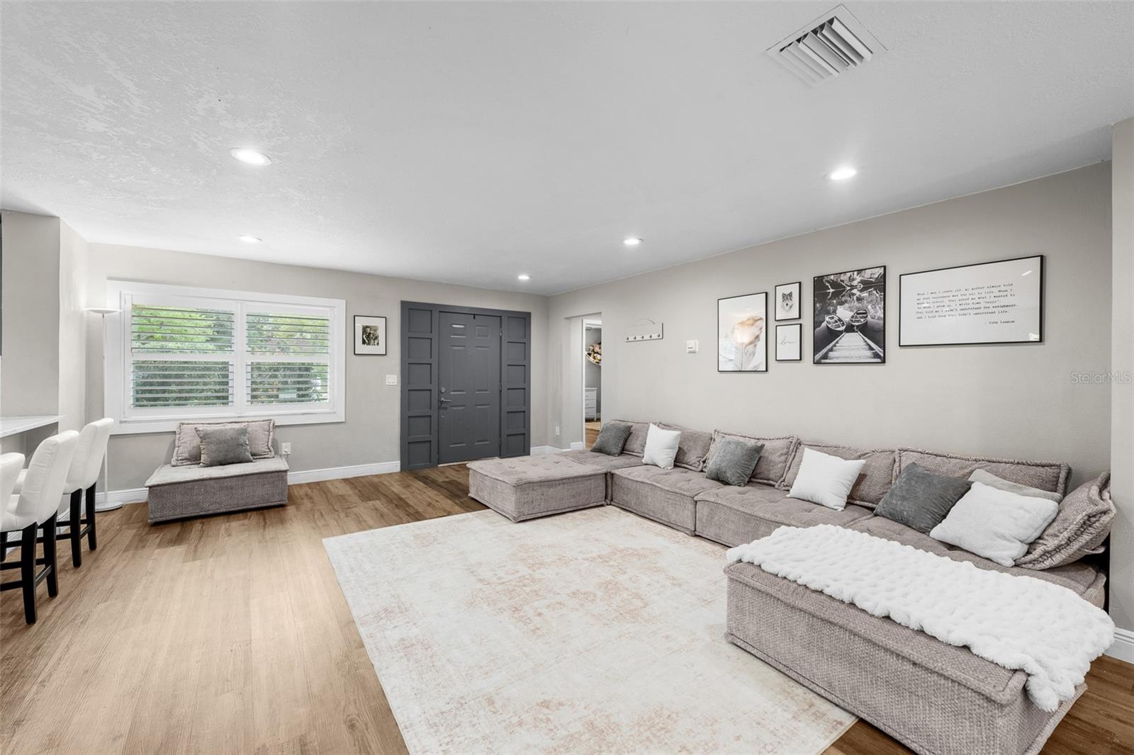 Image 5 of 42 For 3301 Ballast Point Boulevard