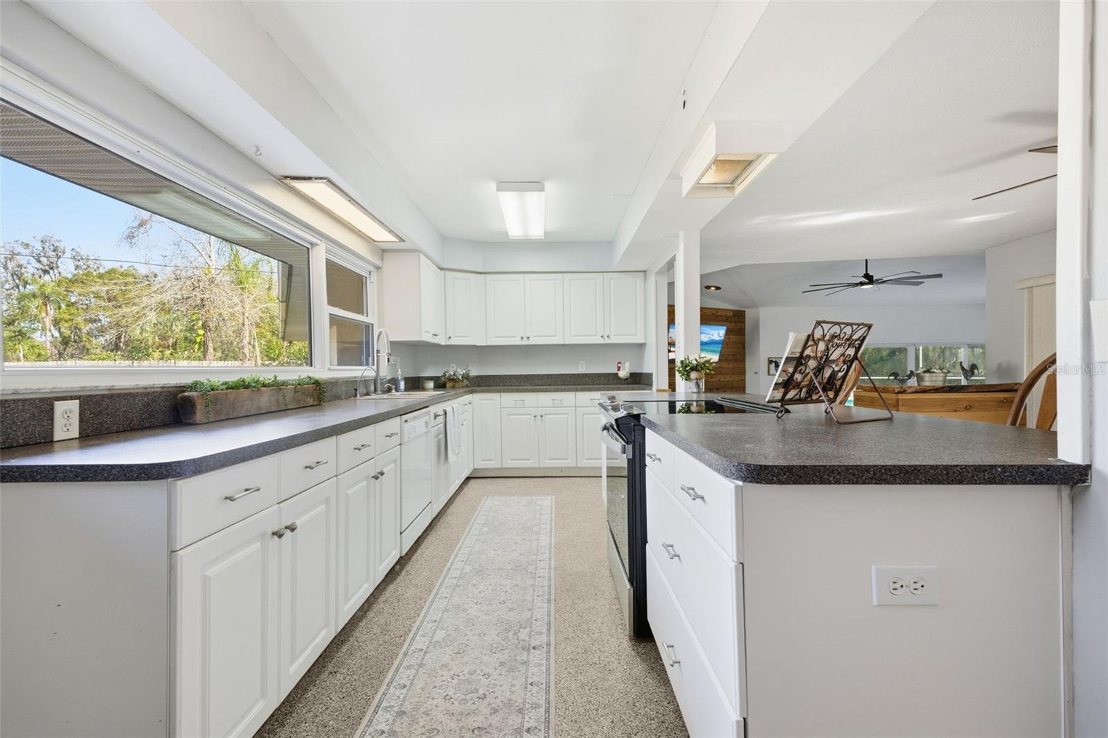 Image 21 of 30 For 9214 Rhea Drive