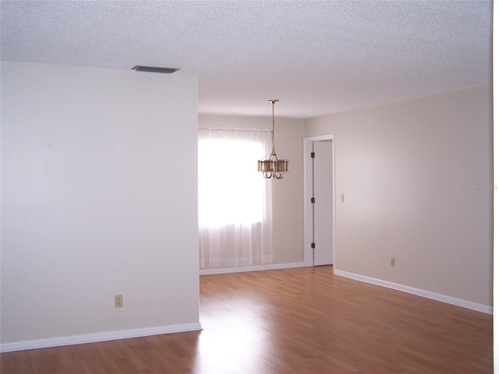 Image 5 of 8 For 10521 113th Street