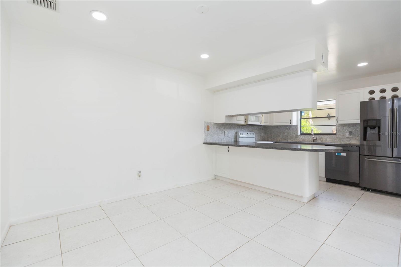 Image 17 of 42 For 12738 Wood Trail Boulevard