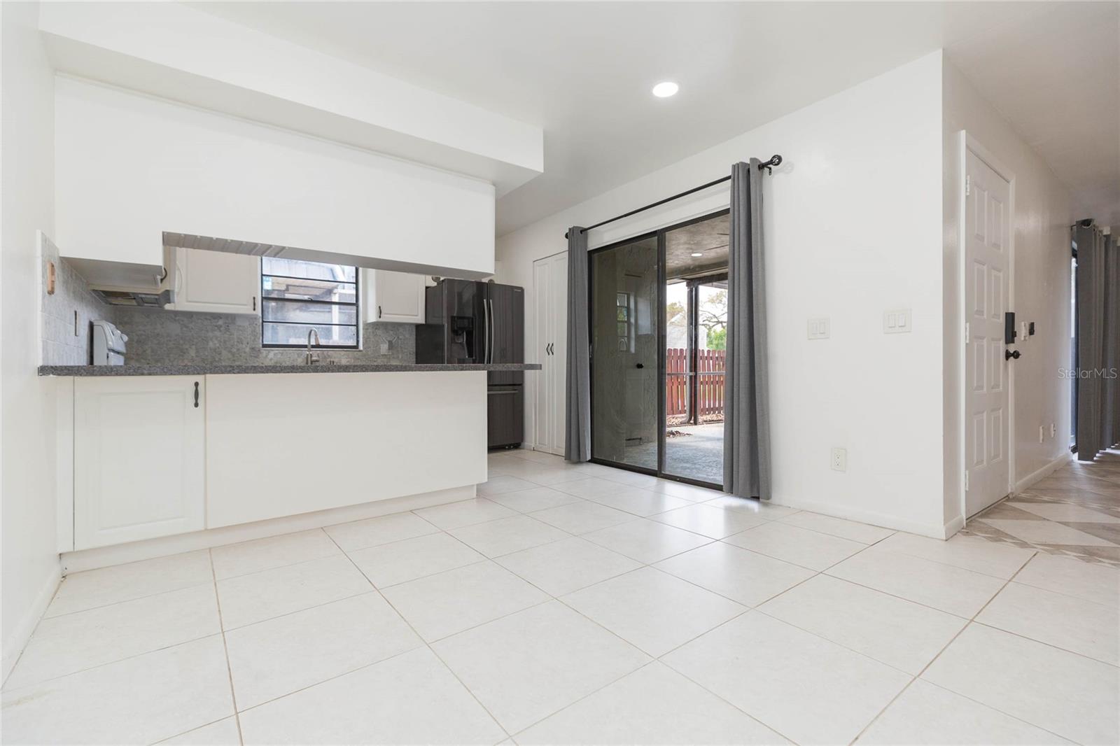 Image 18 of 42 For 12738 Wood Trail Boulevard