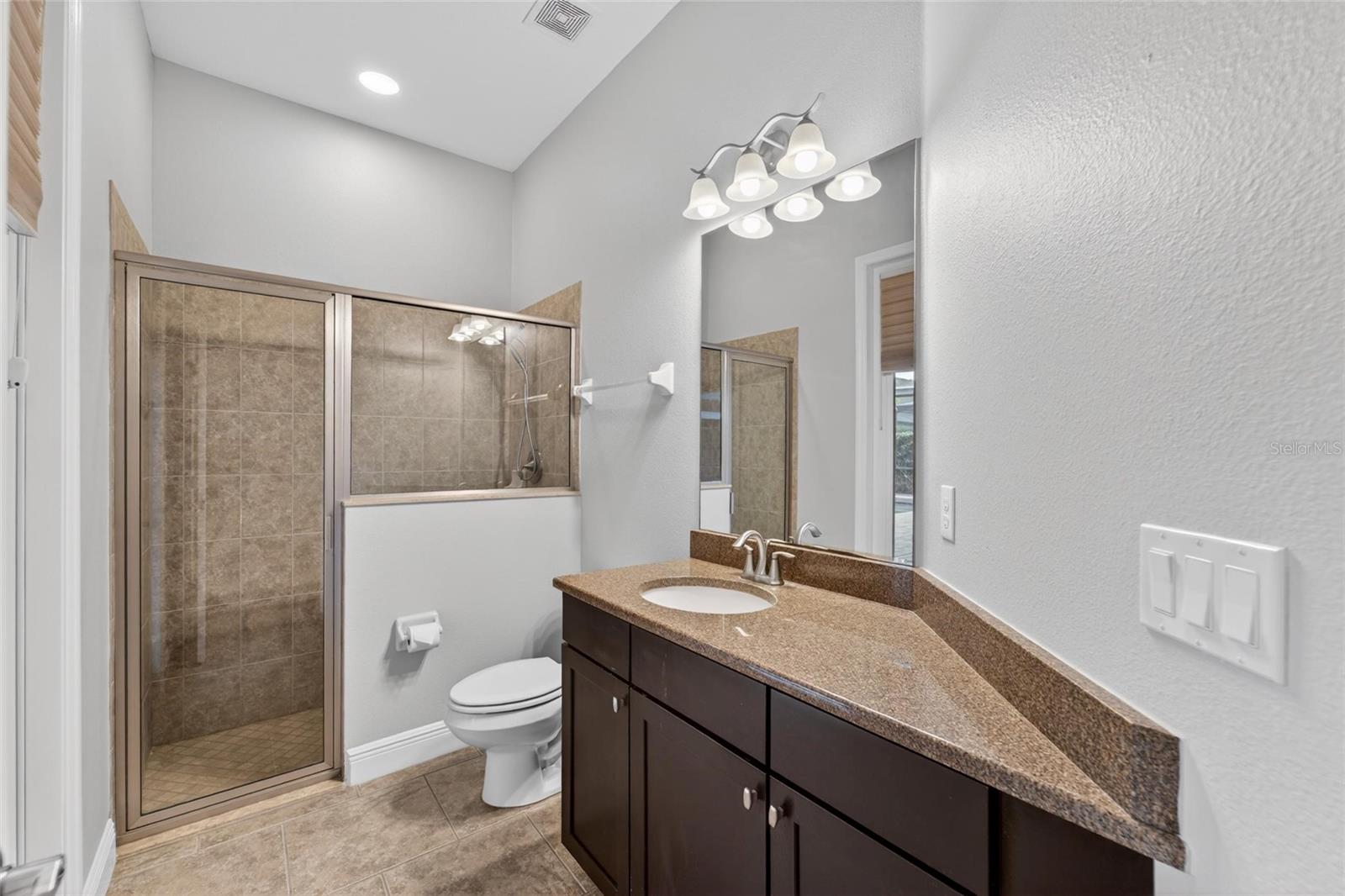 Image 39 of 100 For 15921 Persimmon Grove Drive