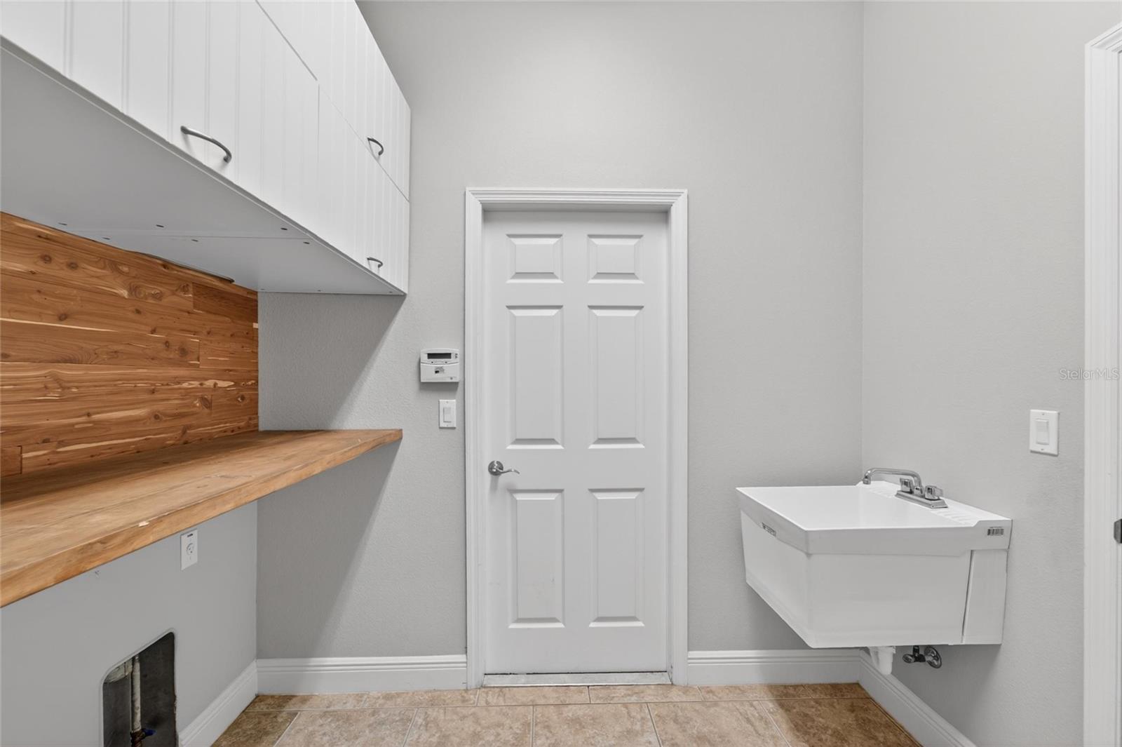 Image 45 of 100 For 15921 Persimmon Grove Drive