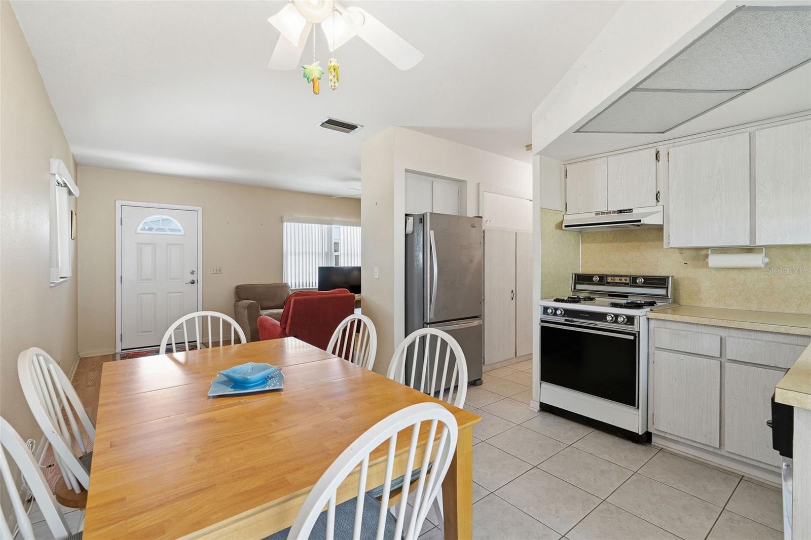 Image 13 of 31 For 12400 Park Boulevard 521