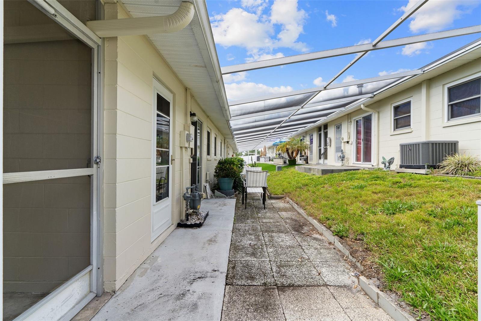 Image 18 of 31 For 12400 Park Boulevard 521