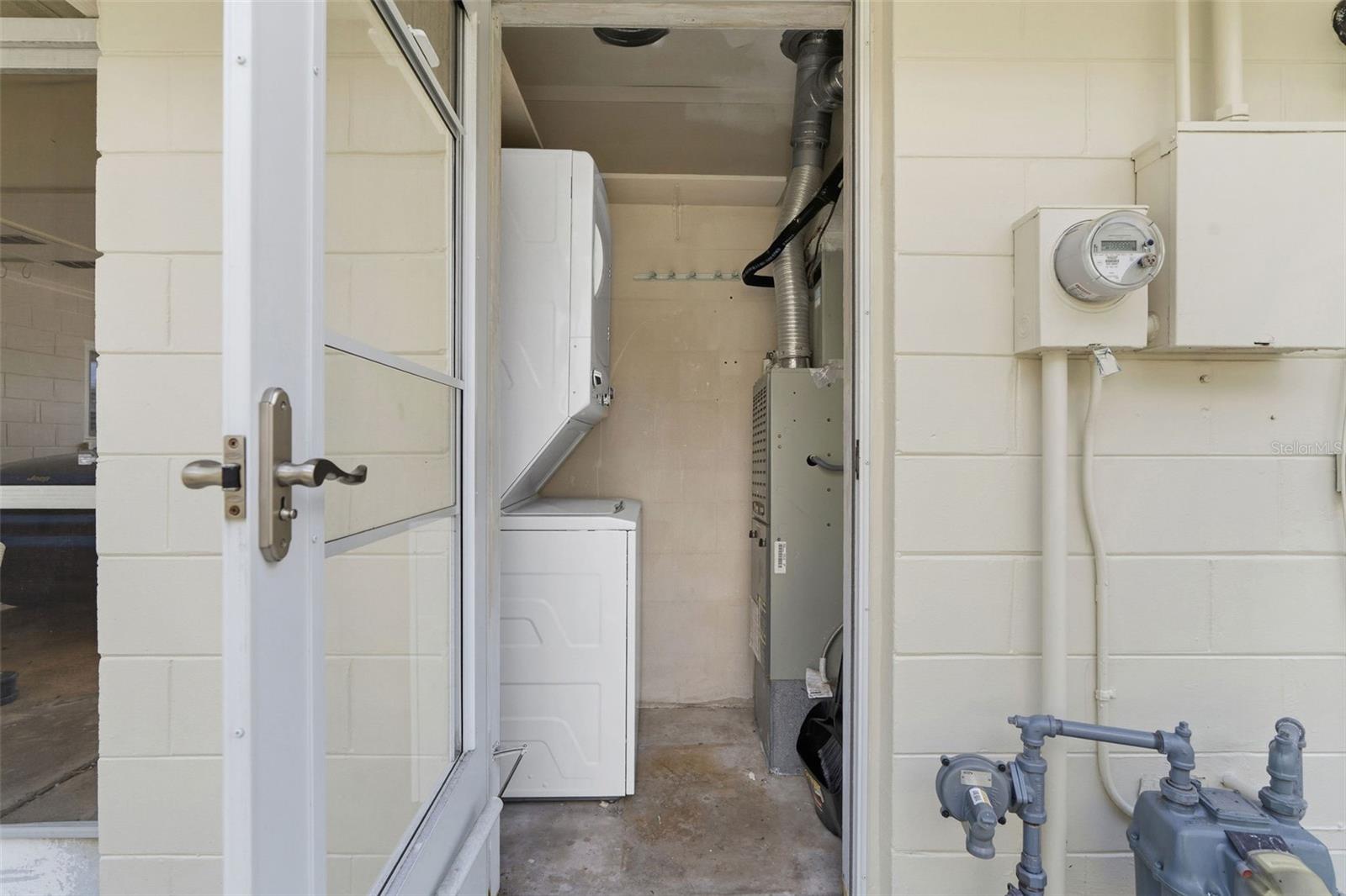 Image 19 of 31 For 12400 Park Boulevard 521