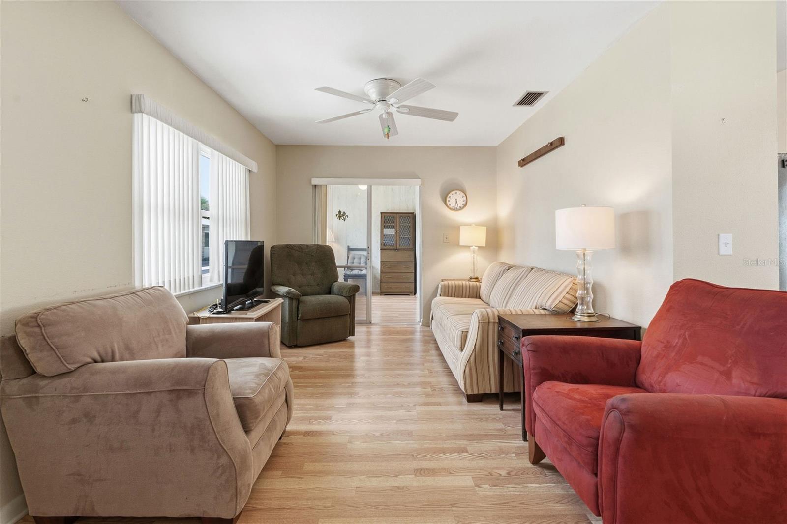 Image 5 of 31 For 12400 Park Boulevard 521