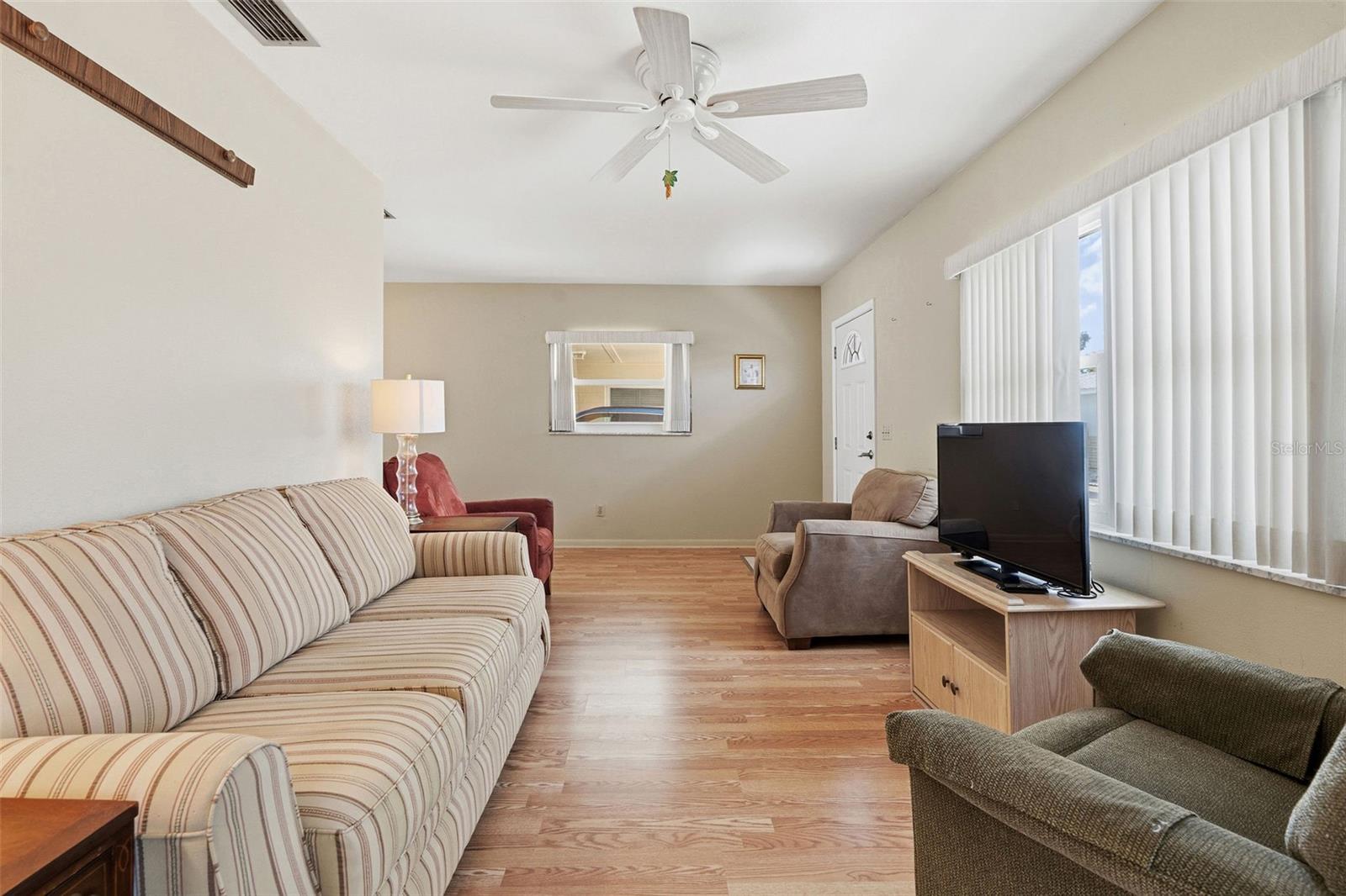 Image 8 of 31 For 12400 Park Boulevard 521