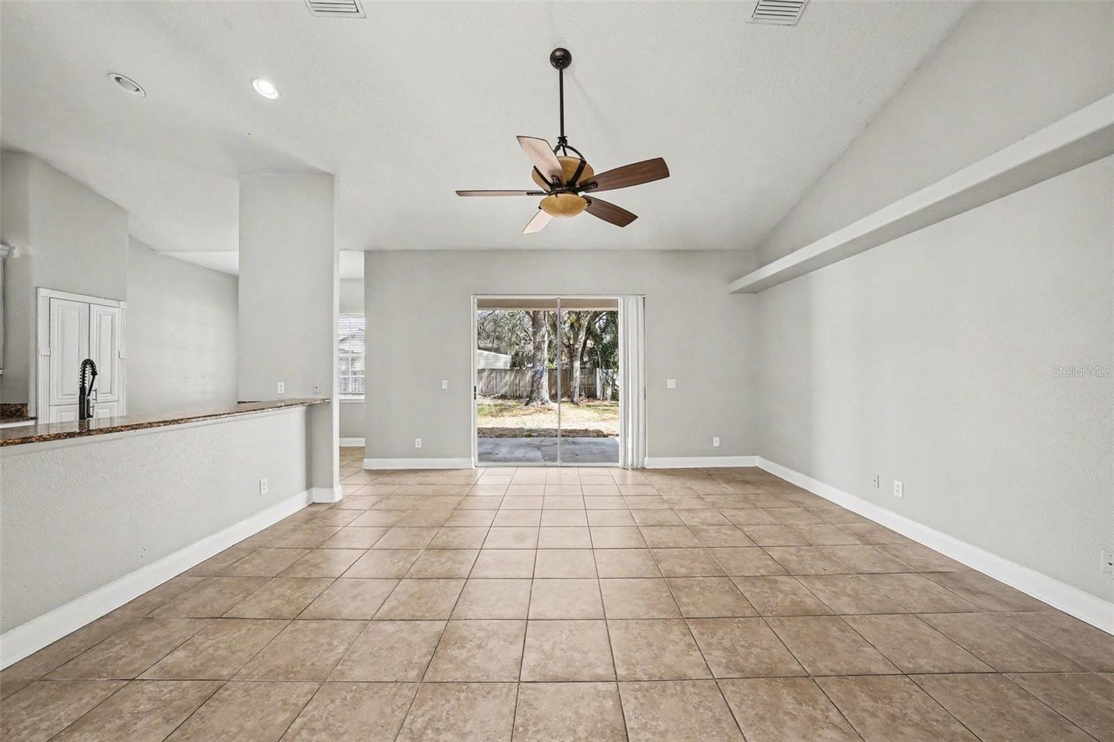 Image 11 of 27 For 5300 Eagle Boulevard