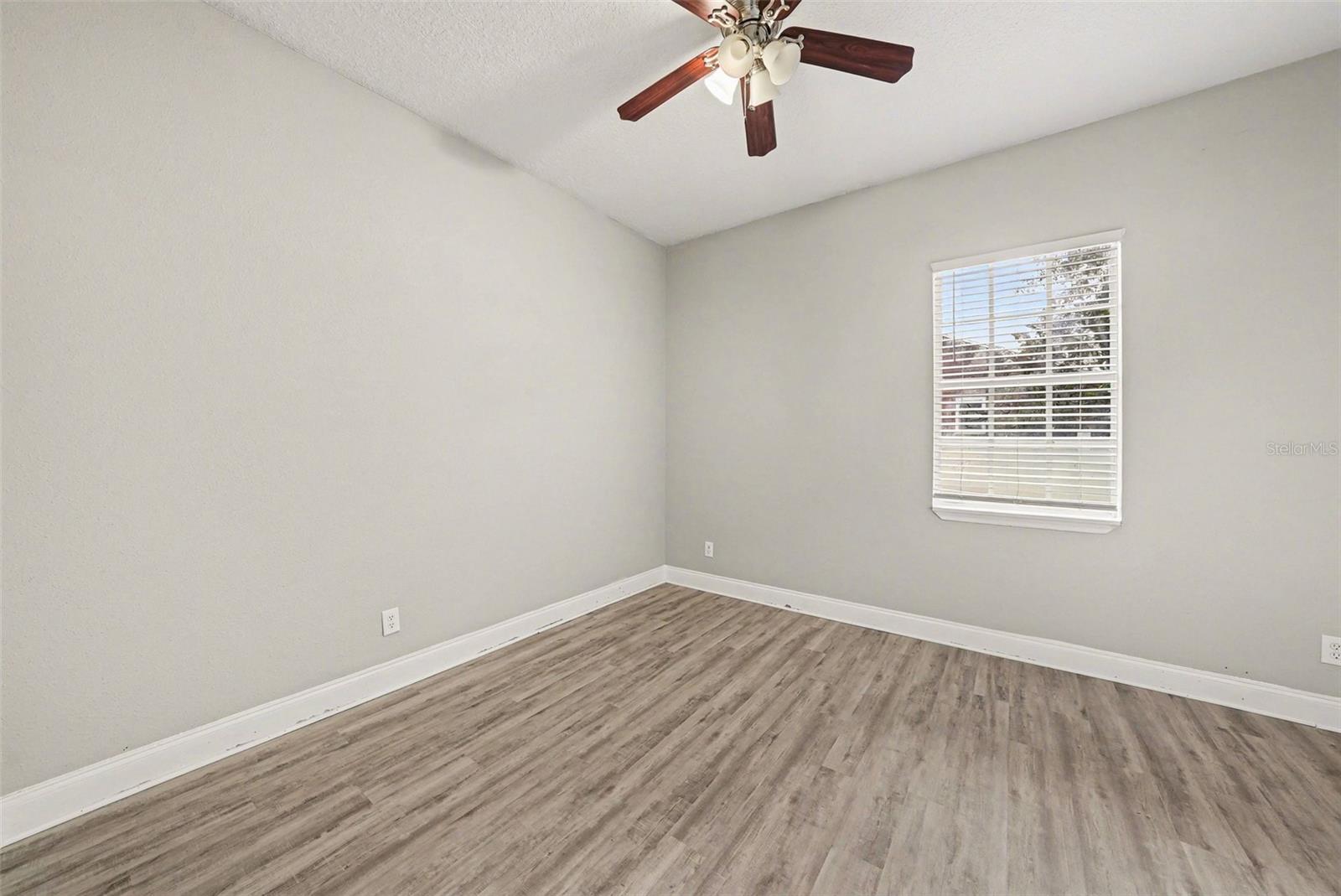 Image 22 of 27 For 5300 Eagle Boulevard