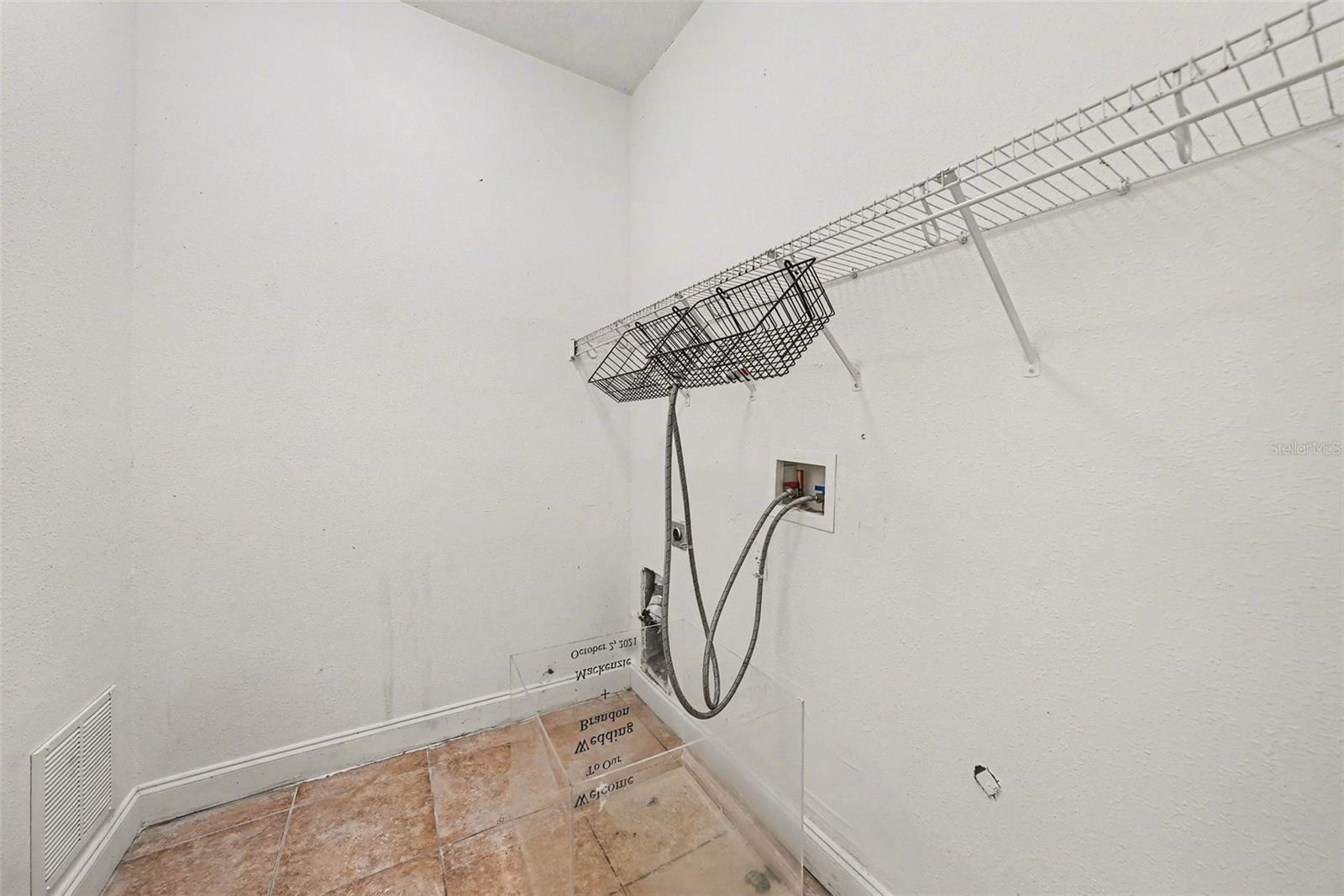 Image 24 of 27 For 5300 Eagle Boulevard