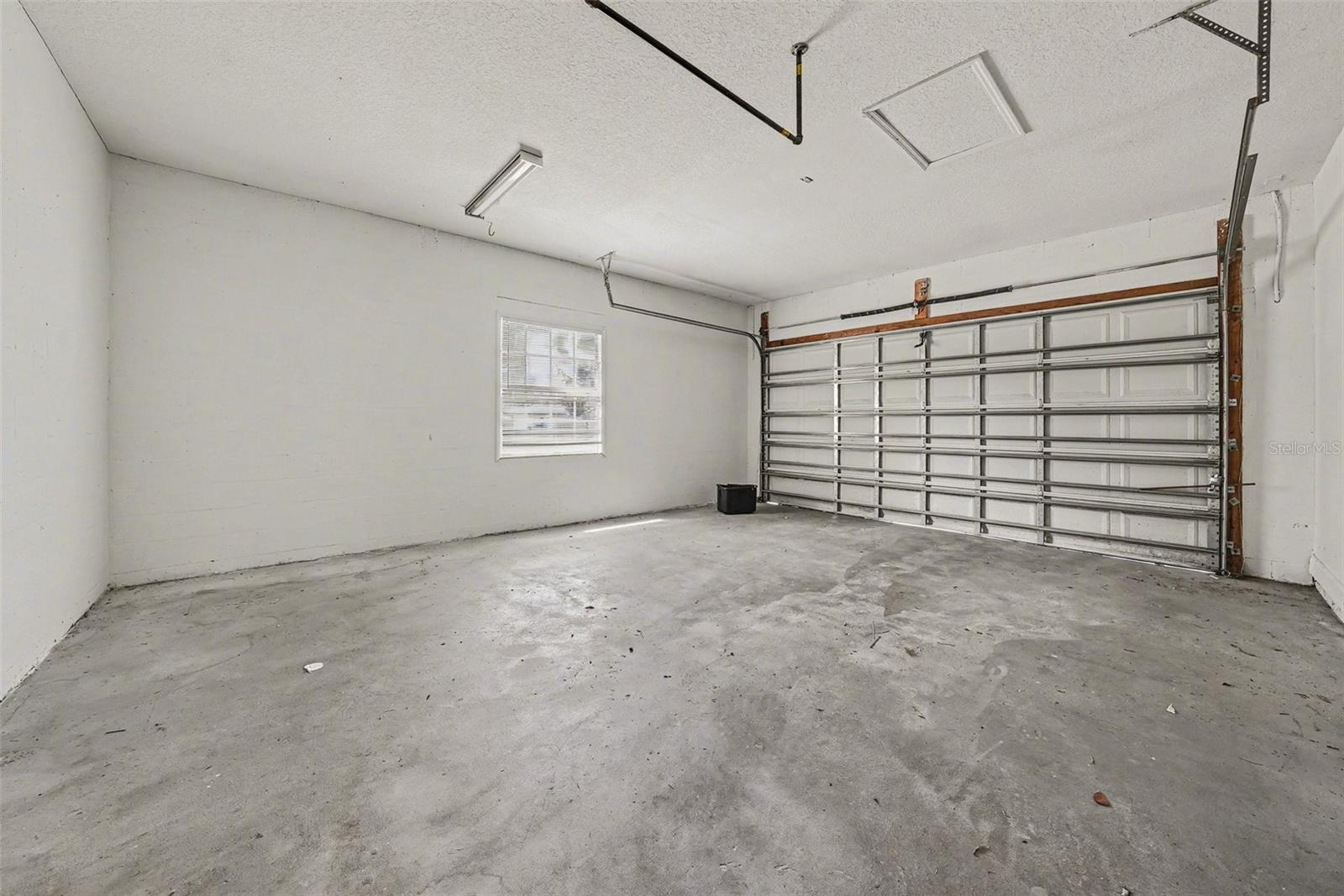 Image 25 of 27 For 5300 Eagle Boulevard